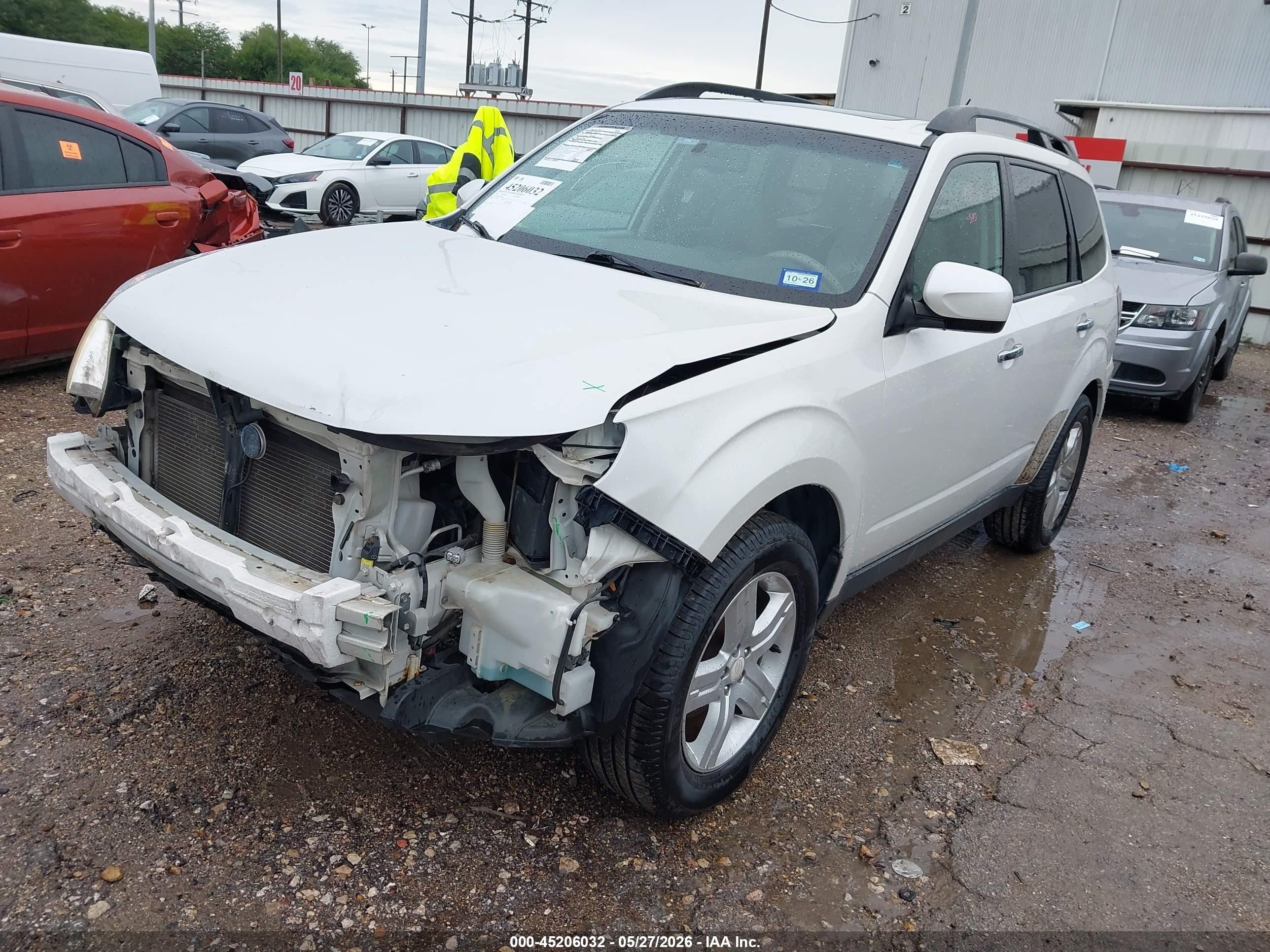 2010 Subaru Forester 2.5x Premium White vin: JF2SH6CC8AH798827