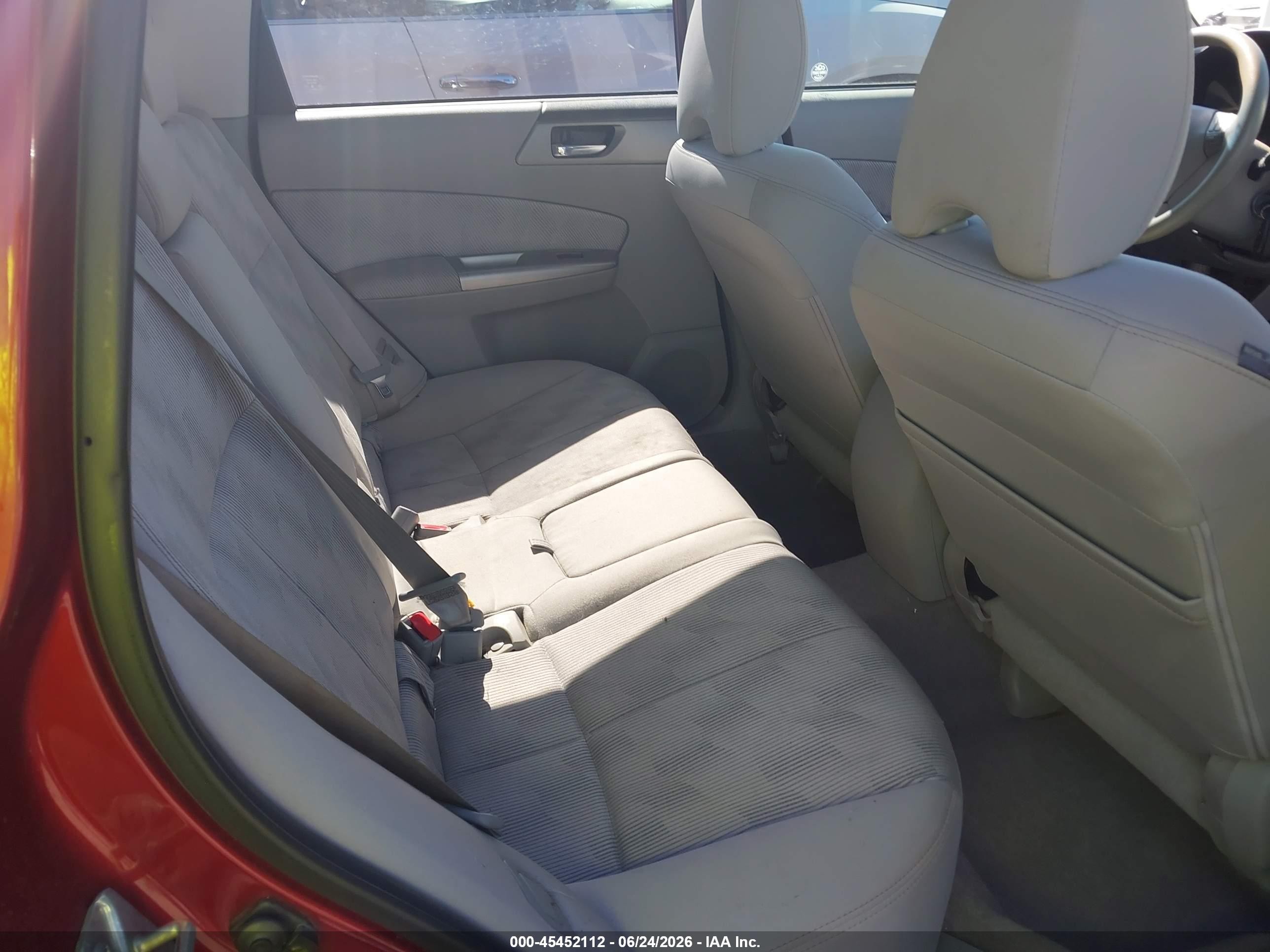 2010 Subaru Forester 2.5x Premium Красный vin: JF2SH6CC8AH913006