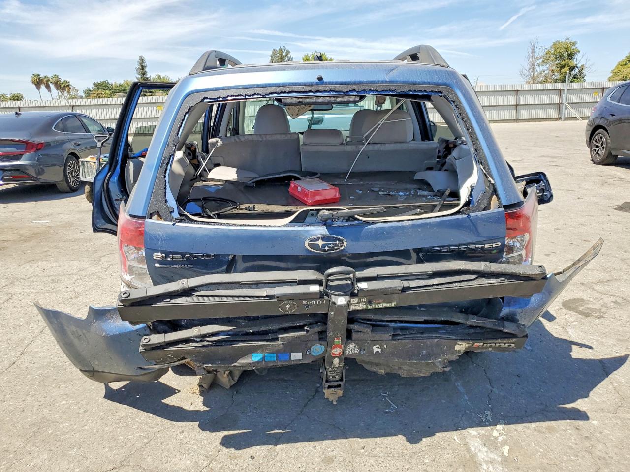 2010 Subaru Forester 2.5x Premium Blue vin: JF2SH6CC9AH715292