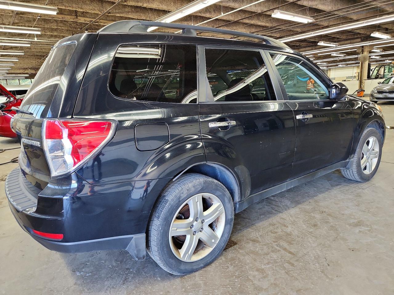 2010 Subaru Forester 2.5x Premium Black vin: JF2SH6CC9AH725417