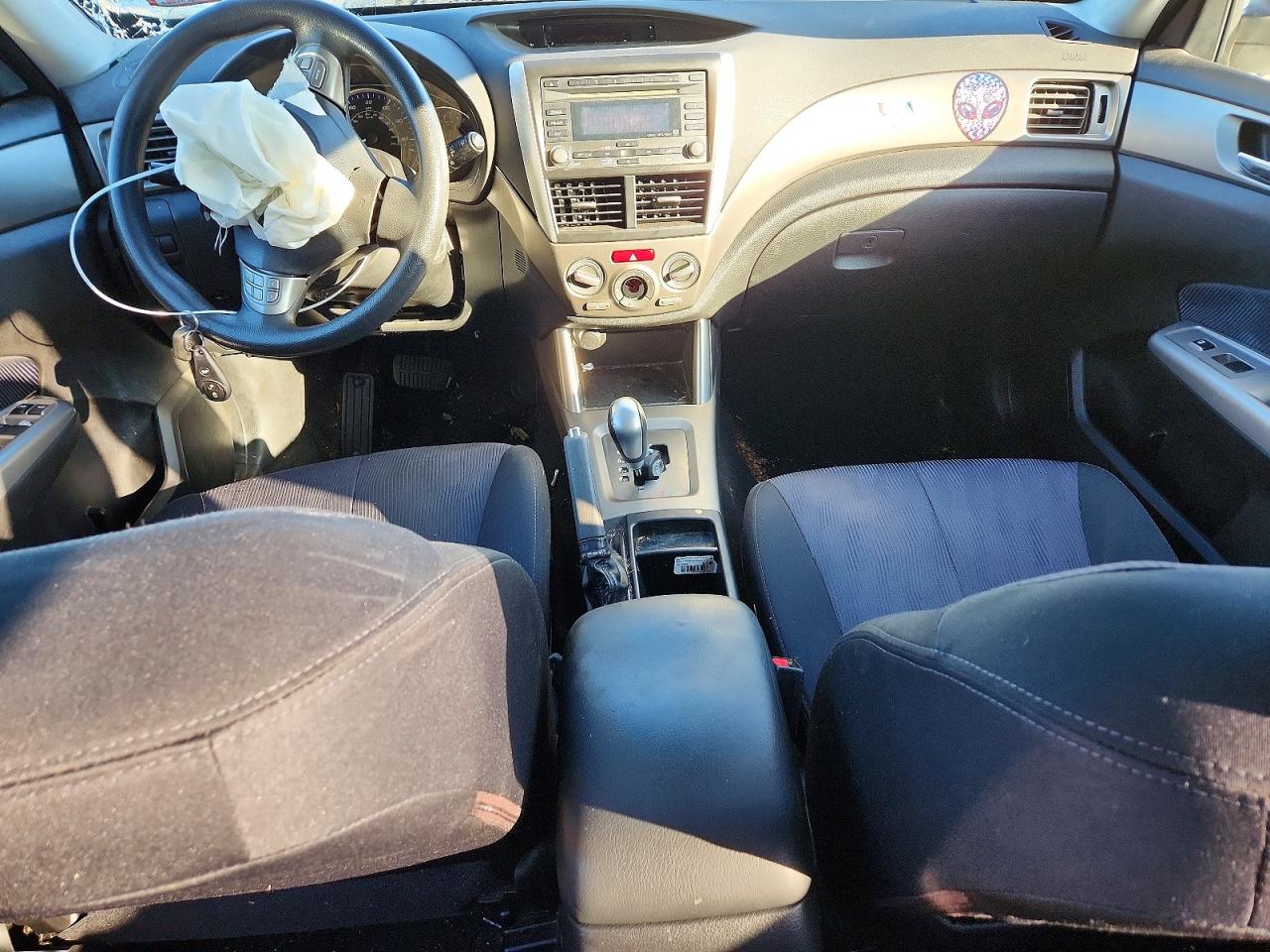 2010 Subaru Forester 2.5x Premium Silver vin: JF2SH6CC9AH730794