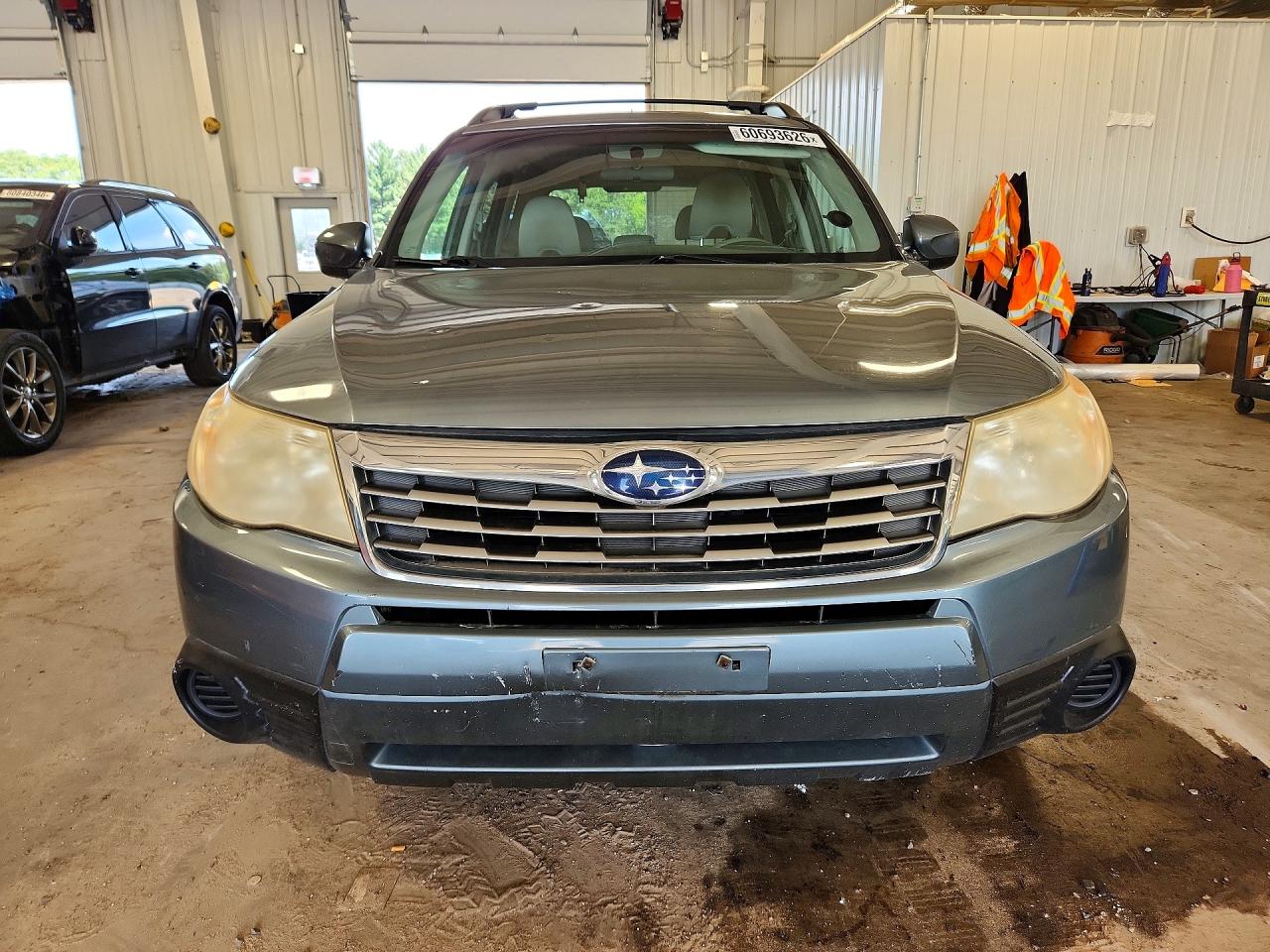 2010 Subaru Forester 2.5x Premium Blue vin: JF2SH6CC9AH747868