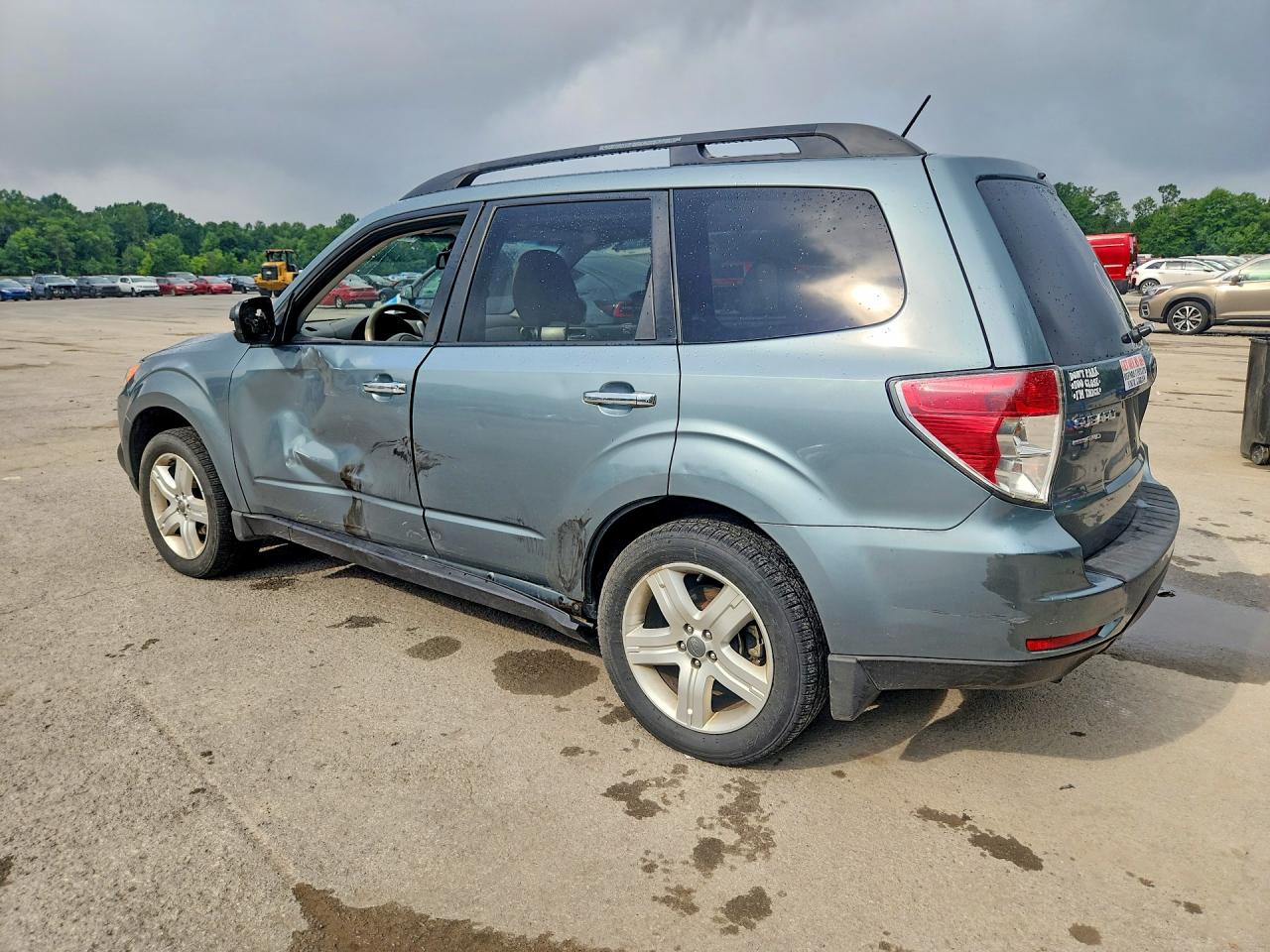 2010 Subaru Forester 2.5x Premium Green vin: JF2SH6CC9AH749653