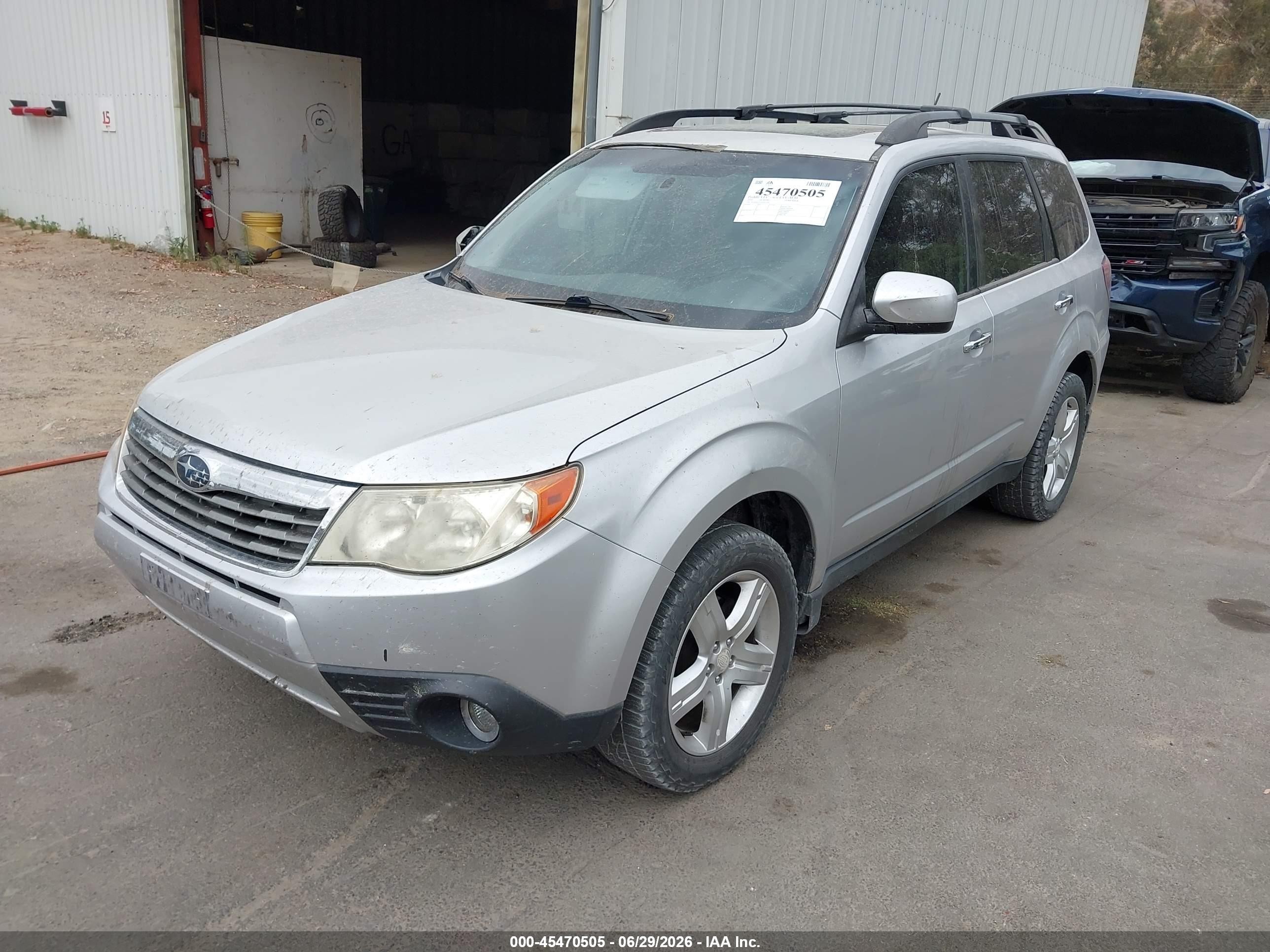 2010 Subaru Forester 2.5x Premium Silver vin: JF2SH6CC9AH767554