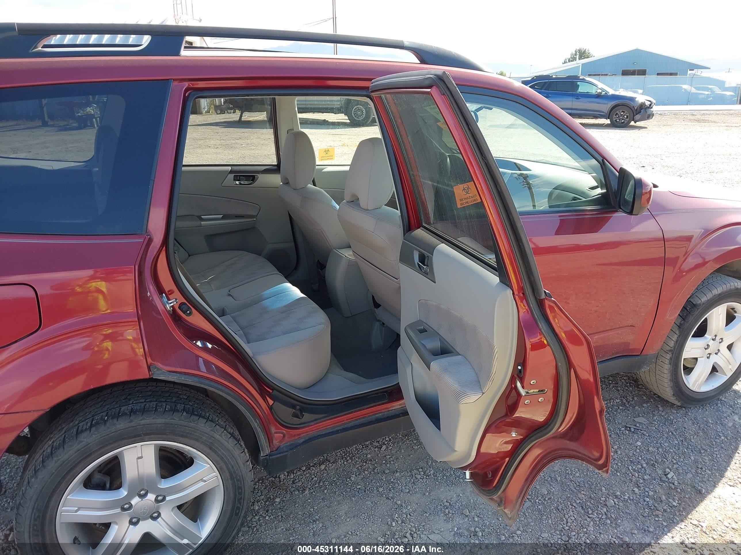 2010 Subaru Forester 2.5x Premium Red vin: JF2SH6CC9AH769904