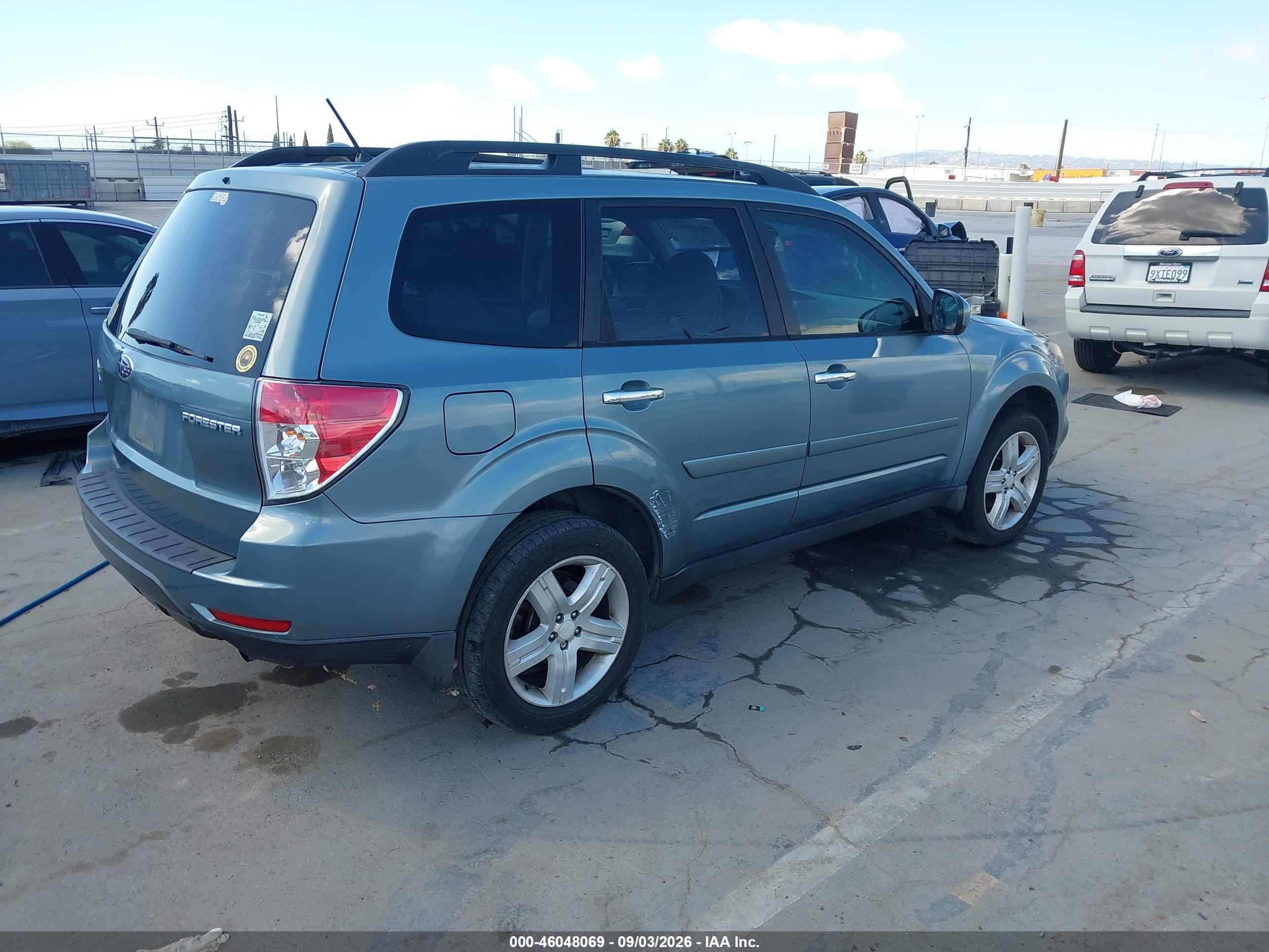 2010 Subaru Forester 2.5x Premium Green vin: JF2SH6CC9AH781096