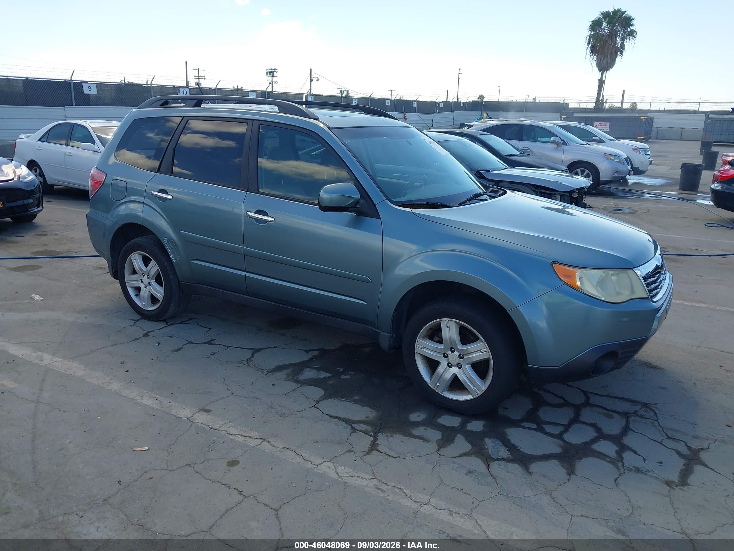 2010 Subaru Forester 2.5x Premium Green vin: JF2SH6CC9AH781096