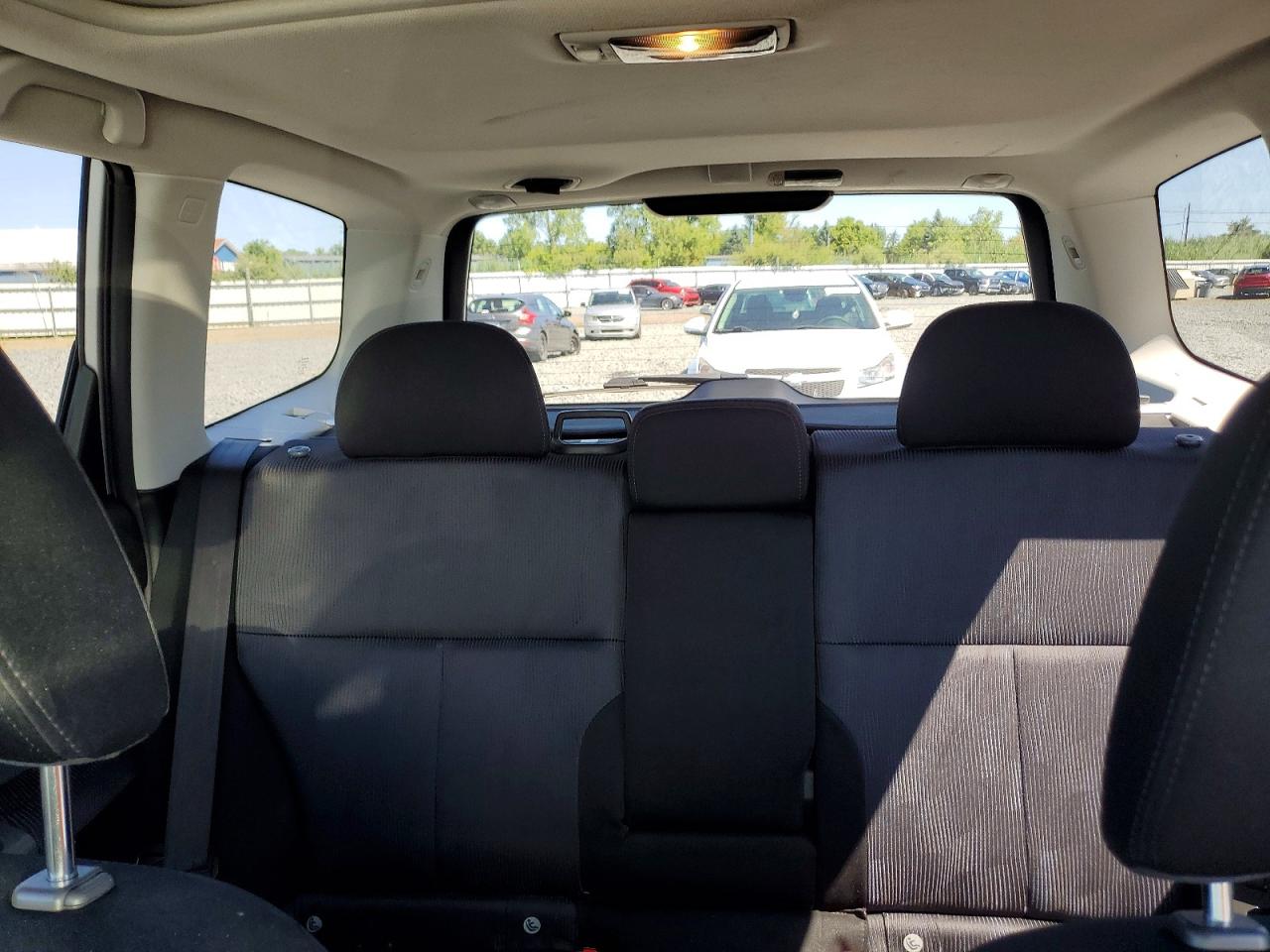 2010 Subaru Forester 2.5x Premium Silver vin: JF2SH6CC9AH790235