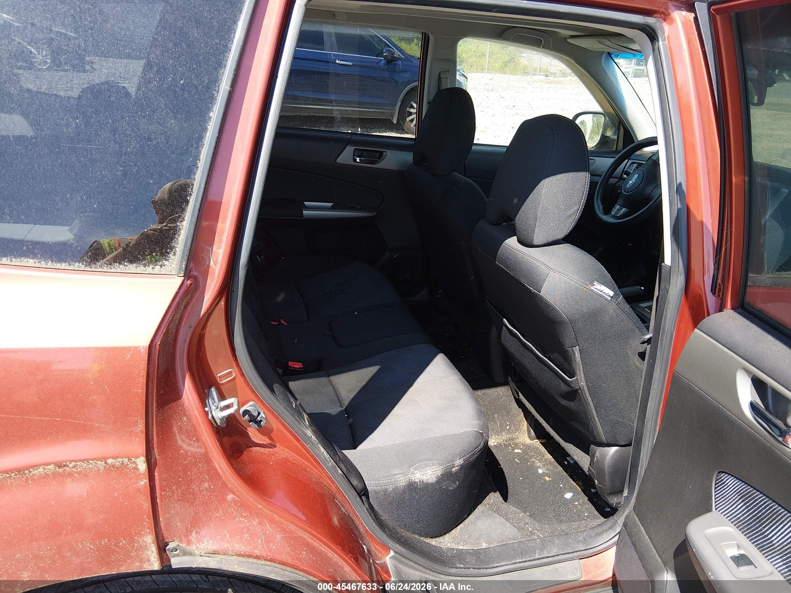 2010 Subaru Forester 2.5x Premium Orange vin: JF2SH6CC9AH799212