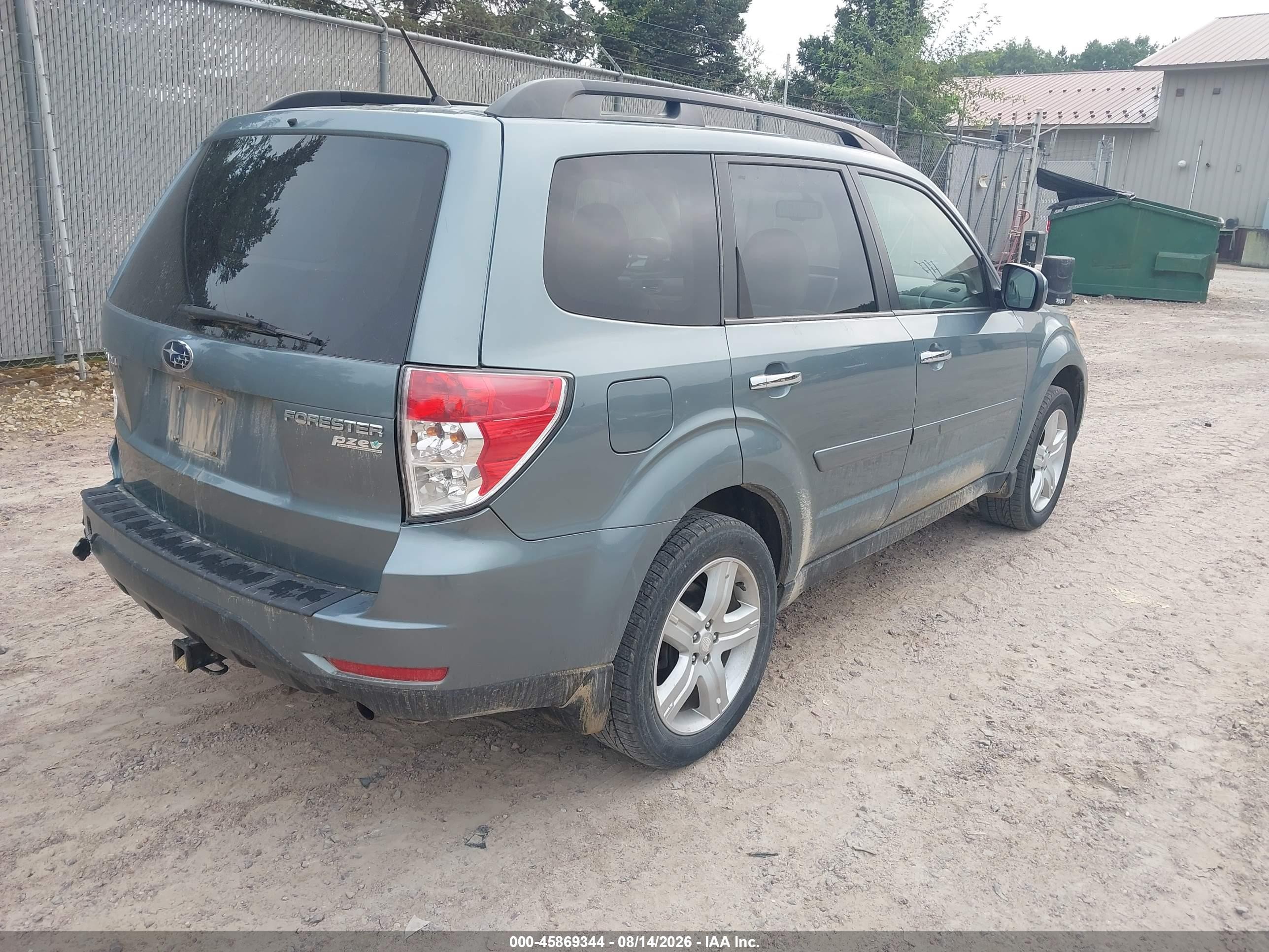 2010 Subaru Forester 2.5x Premium Light Blue vin: JF2SH6CC9AH804649