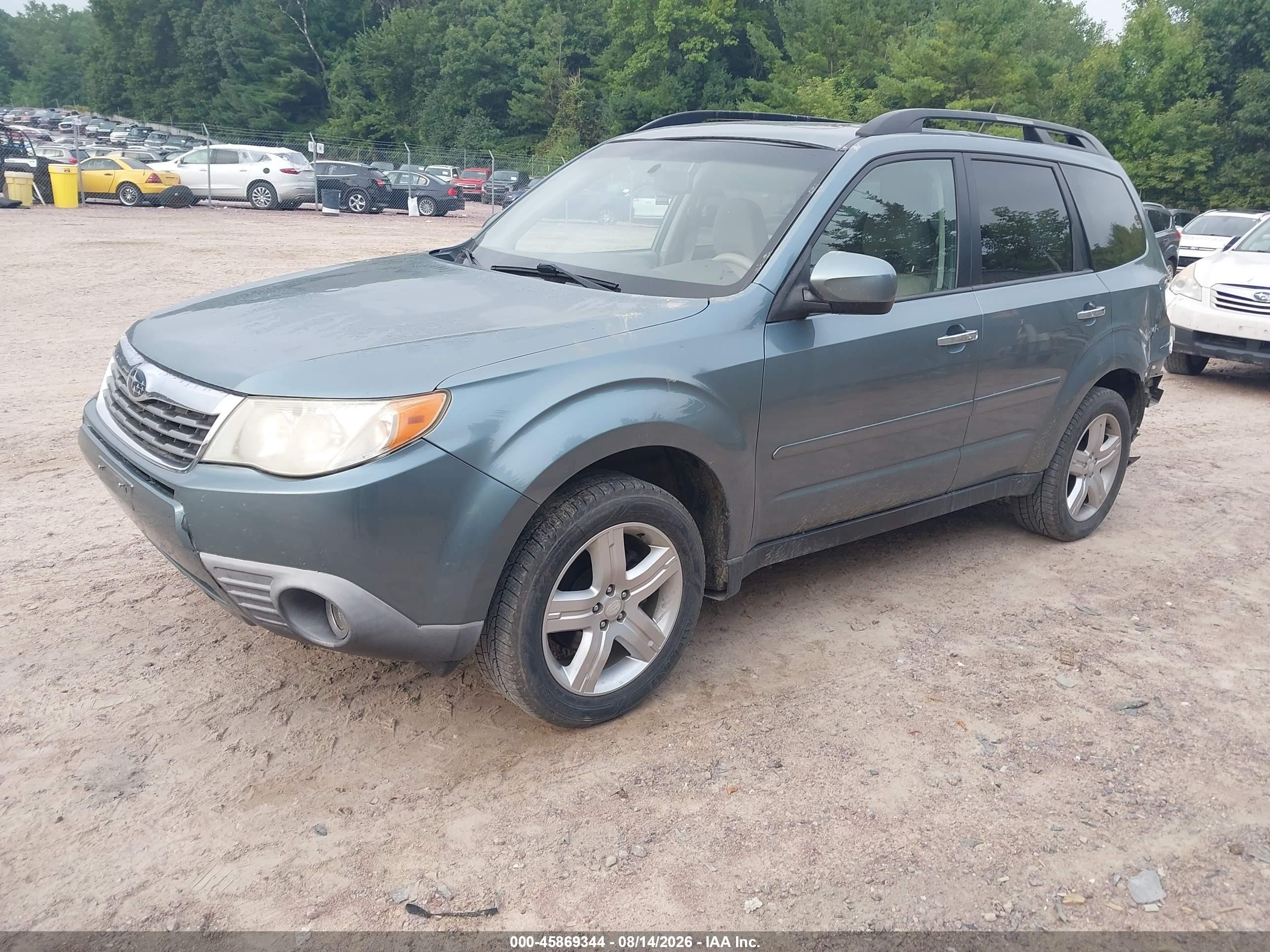 2010 Subaru Forester 2.5x Premium Light Blue vin: JF2SH6CC9AH804649