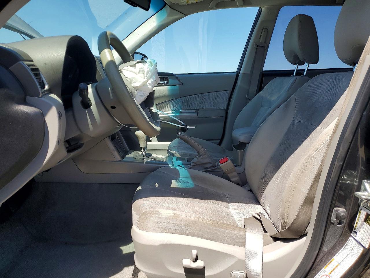 2010 Subaru Forester 2.5x Premium Gray vin: JF2SH6CC9AH907571