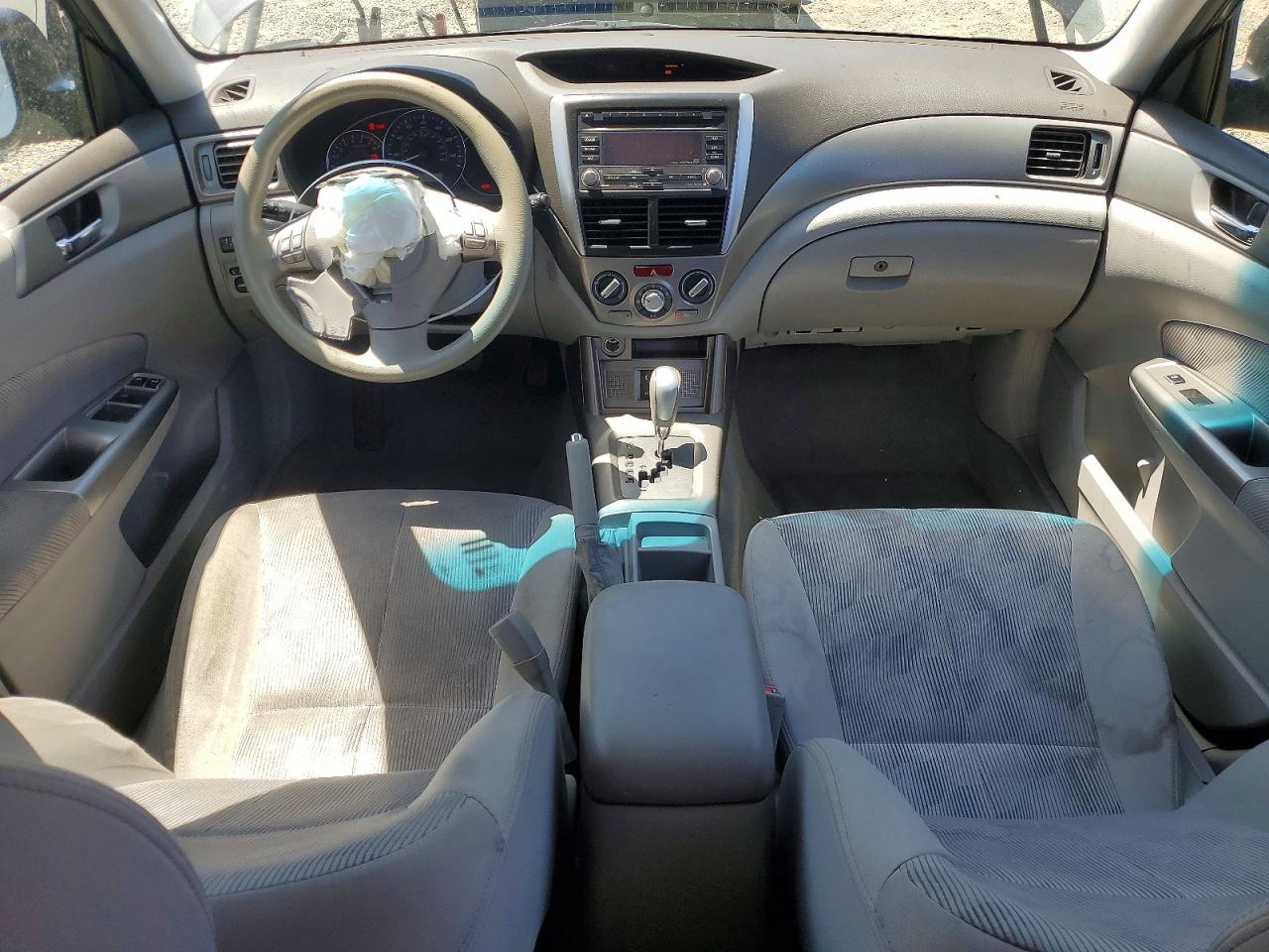 2010 Subaru Forester 2.5x Premium Gray vin: JF2SH6CC9AH907571