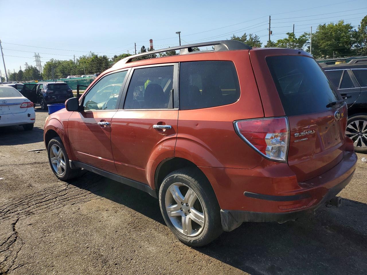 2010 Subaru Forester 2.5x Premium Темно-бордовый vin: JF2SH6CC9AH910910