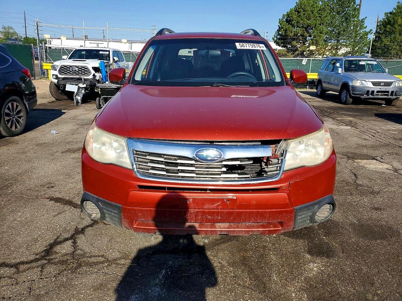 2010 Subaru Forester 2.5x Premium Темно-бордовый vin: JF2SH6CC9AH910910