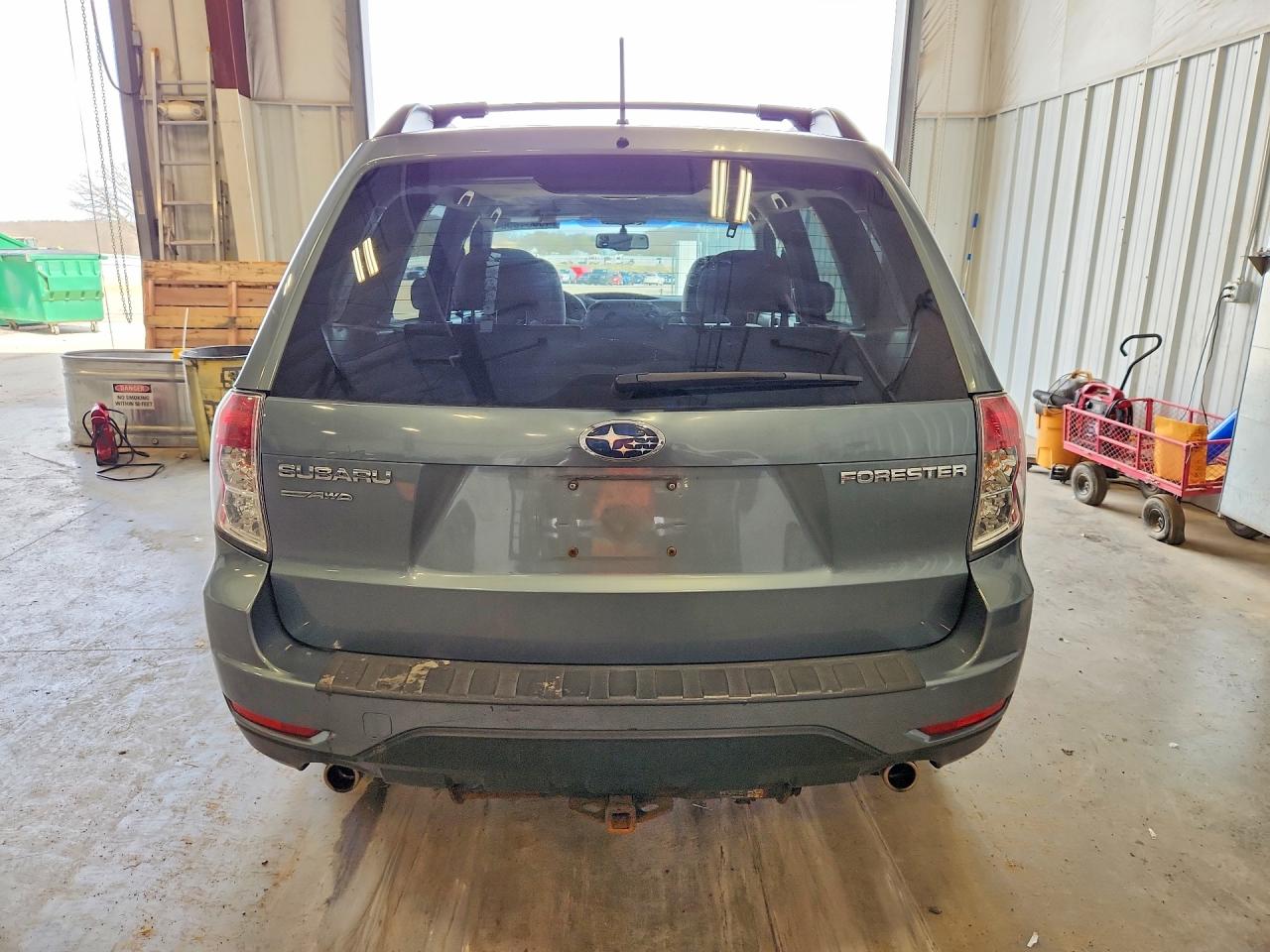 2010 Subaru Forester 2.5x Premium Blue vin: JF2SH6CCXAG758691
