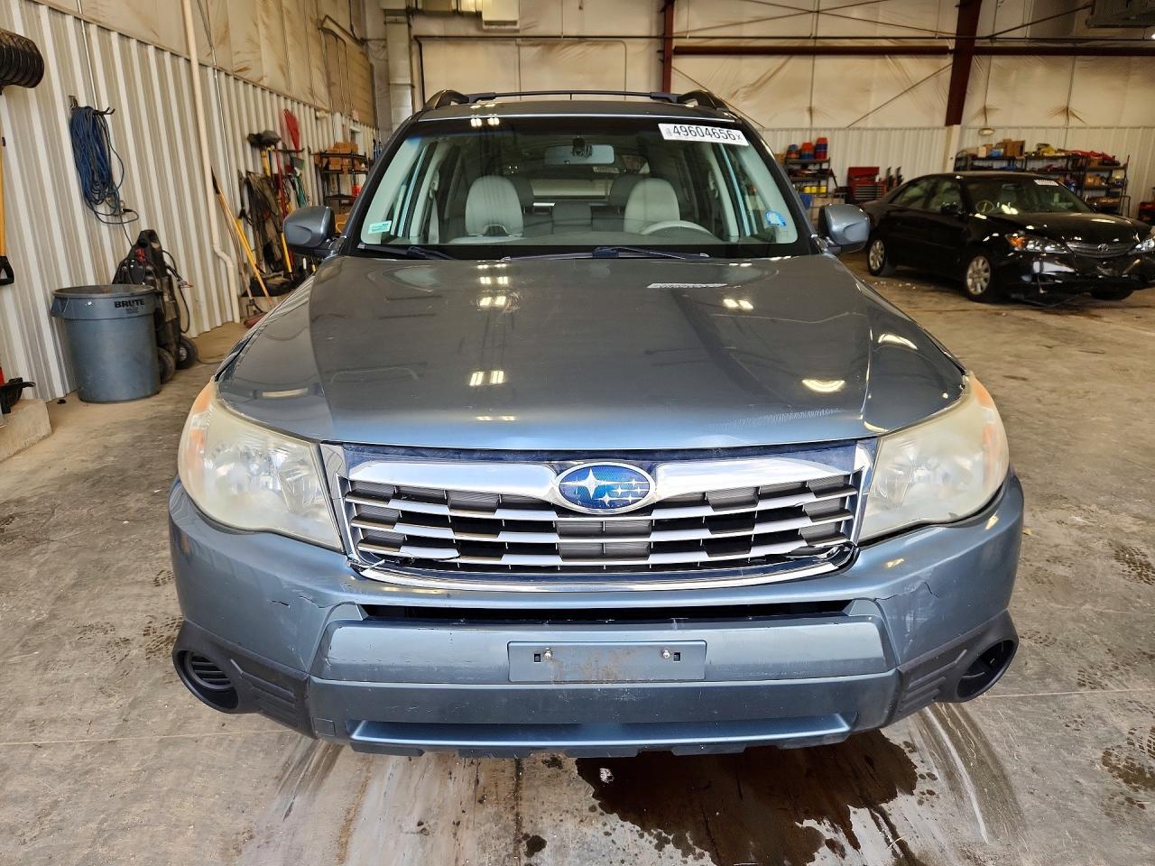 2010 Subaru Forester 2.5x Premium Blue vin: JF2SH6CCXAG758691