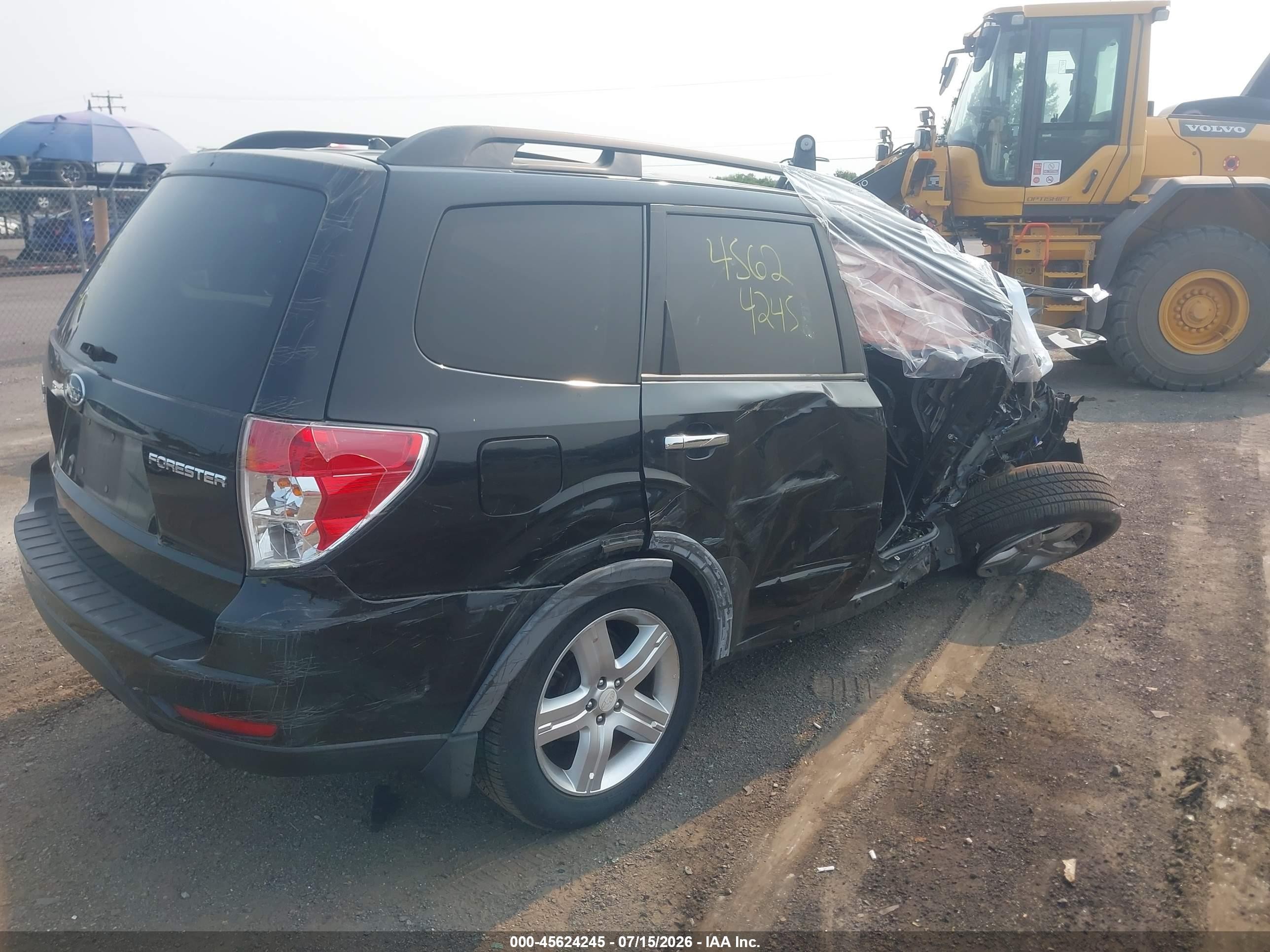 2010 Subaru Forester 2.5x Premium Black vin: JF2SH6CCXAH705144