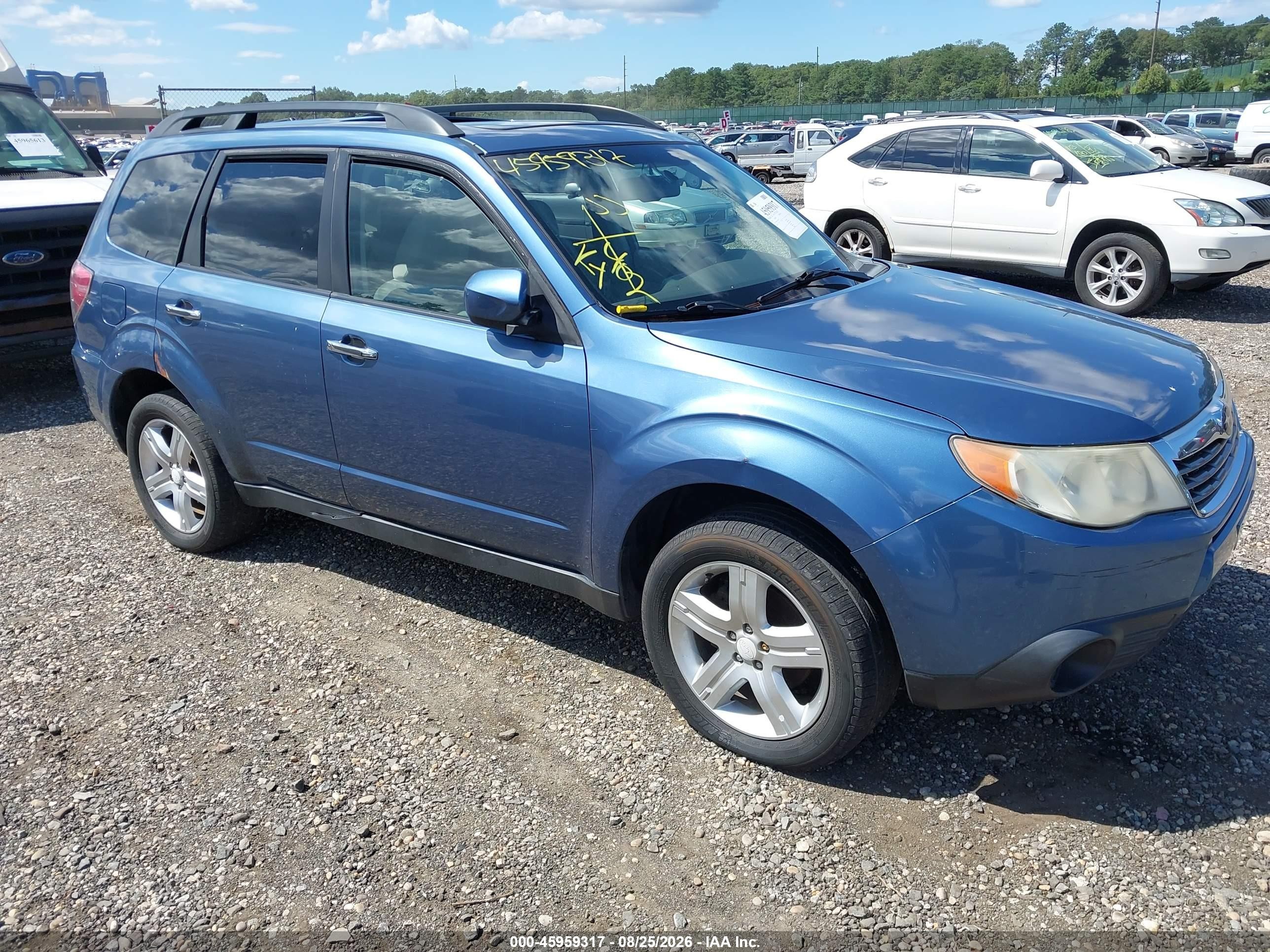 2010 Subaru Forester 2.5x Premium Blue vin: JF2SH6CCXAH733025