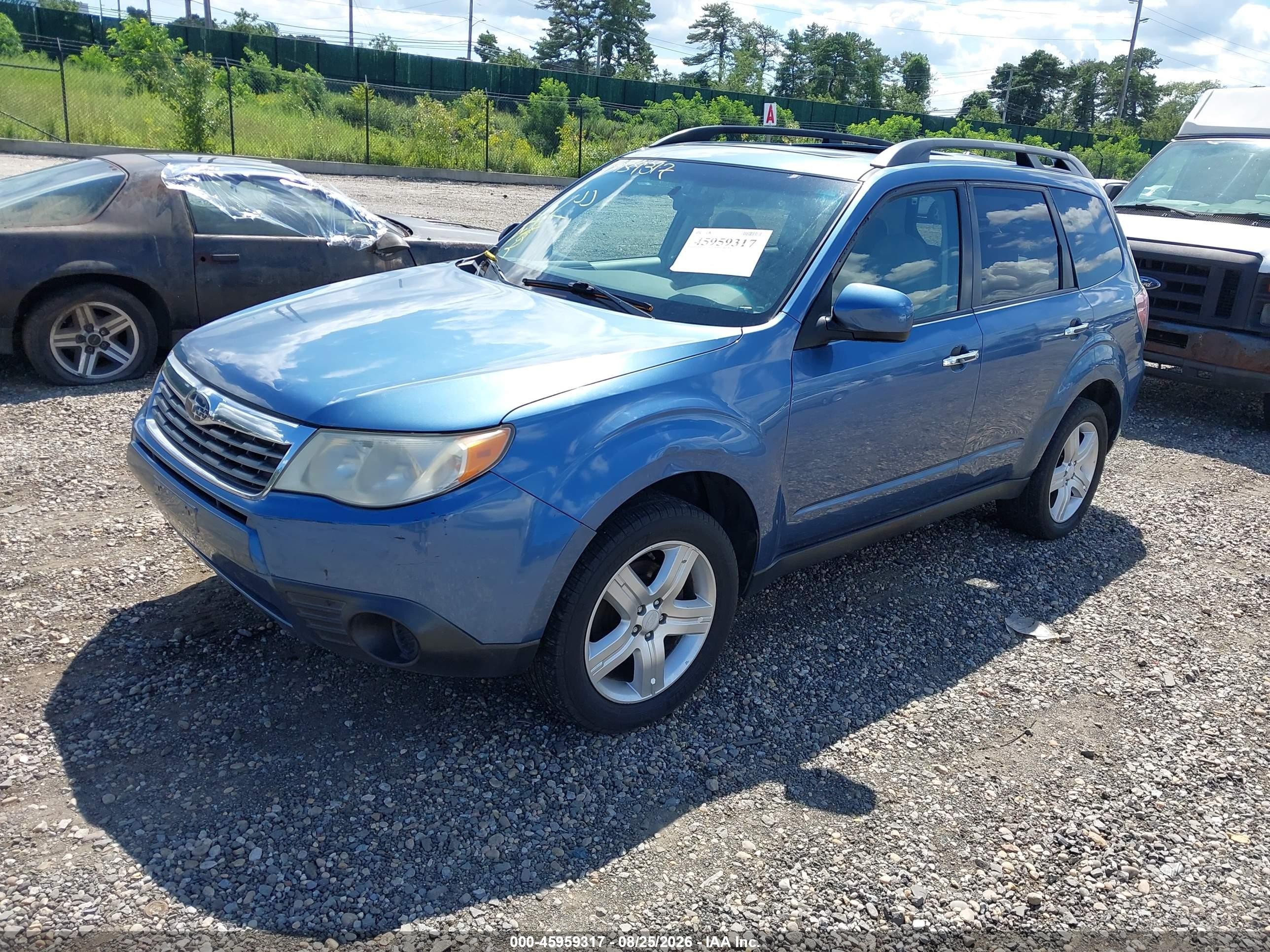 2010 Subaru Forester 2.5x Premium Blue vin: JF2SH6CCXAH733025