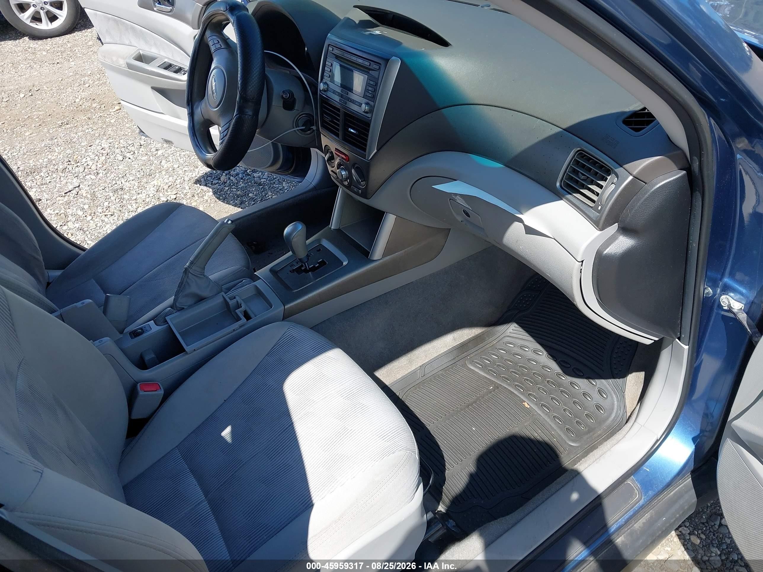 2010 Subaru Forester 2.5x Premium Blue vin: JF2SH6CCXAH733025