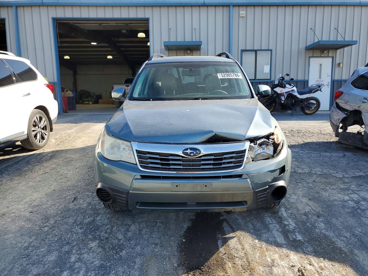 2010 Subaru Forester 2.5x Premium Blue vin: JF2SH6CCXAH762900
