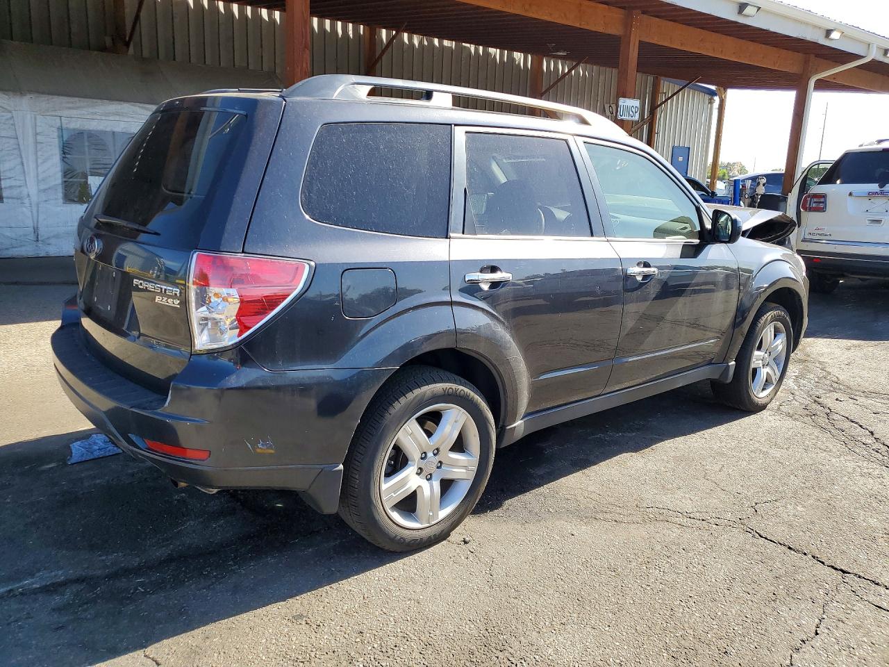 2010 Subaru Forester 2.5x Premium Gray vin: JF2SH6CCXAH794407