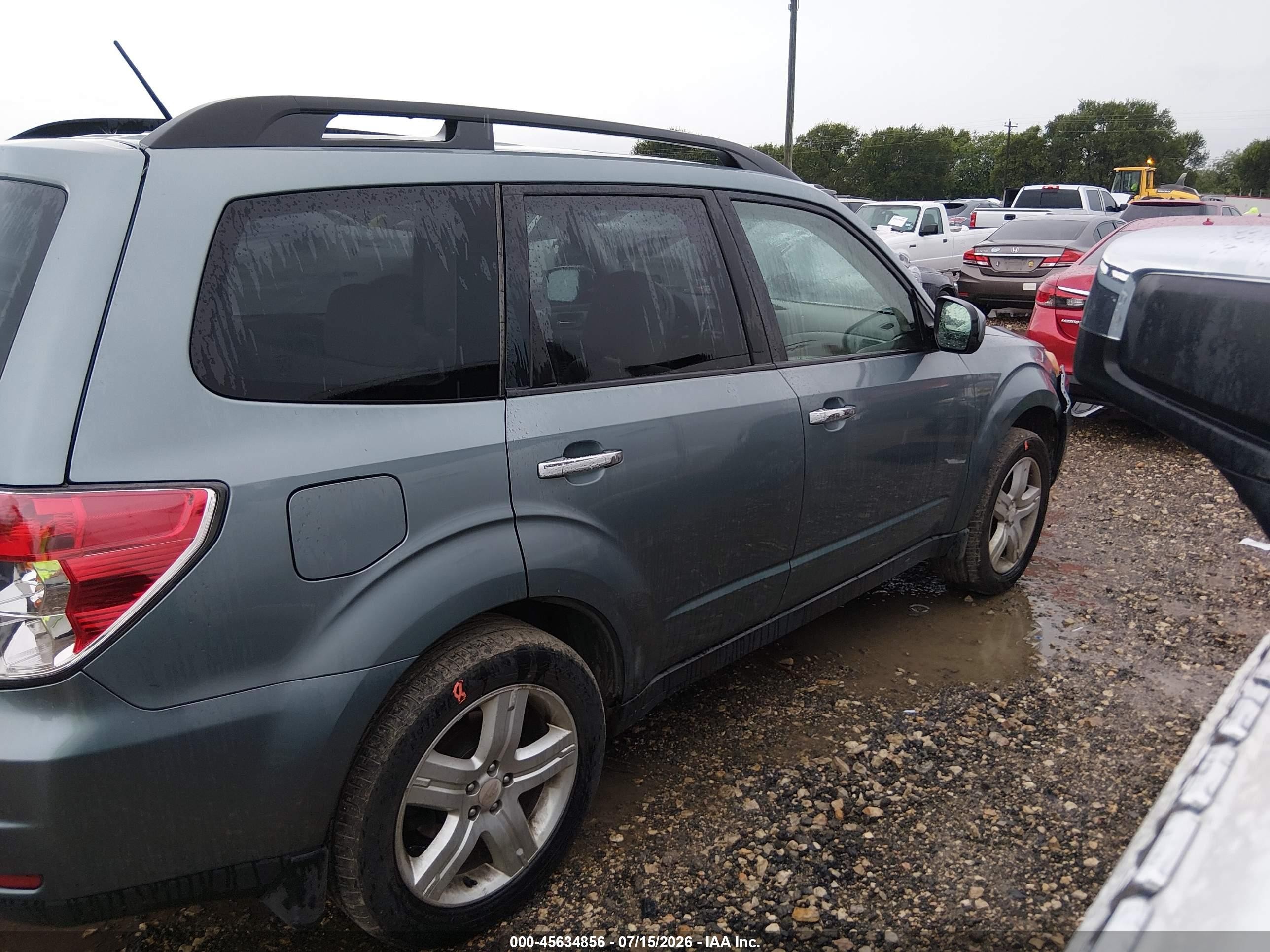 2010 Subaru Forester 2.5x Premium Blue vin: JF2SH6CCXAH796707