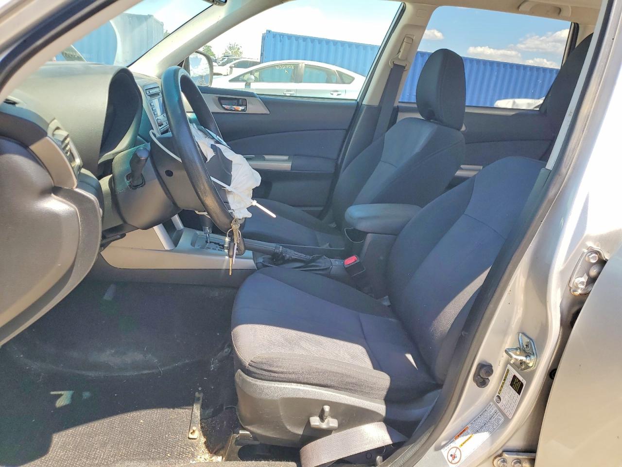 2010 Subaru Forester 2.5x Premium Silver vin: JF2SH6CCXAH901228