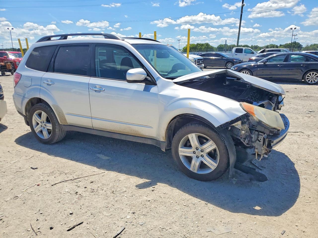 2010 Subaru Forester 2.5x Premium Silver vin: JF2SH6CCXAH901228