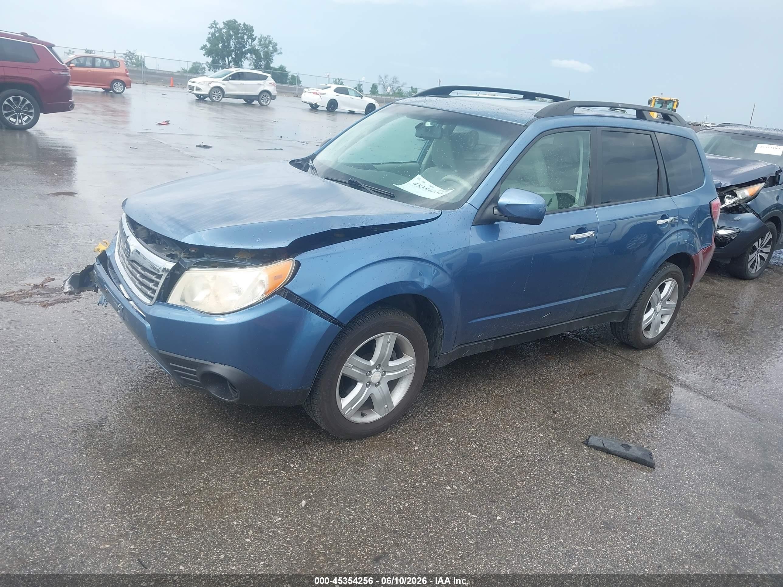 2010 Subaru Forester 2.5x Premium Blue vin: JF2SH6CCXAH914576