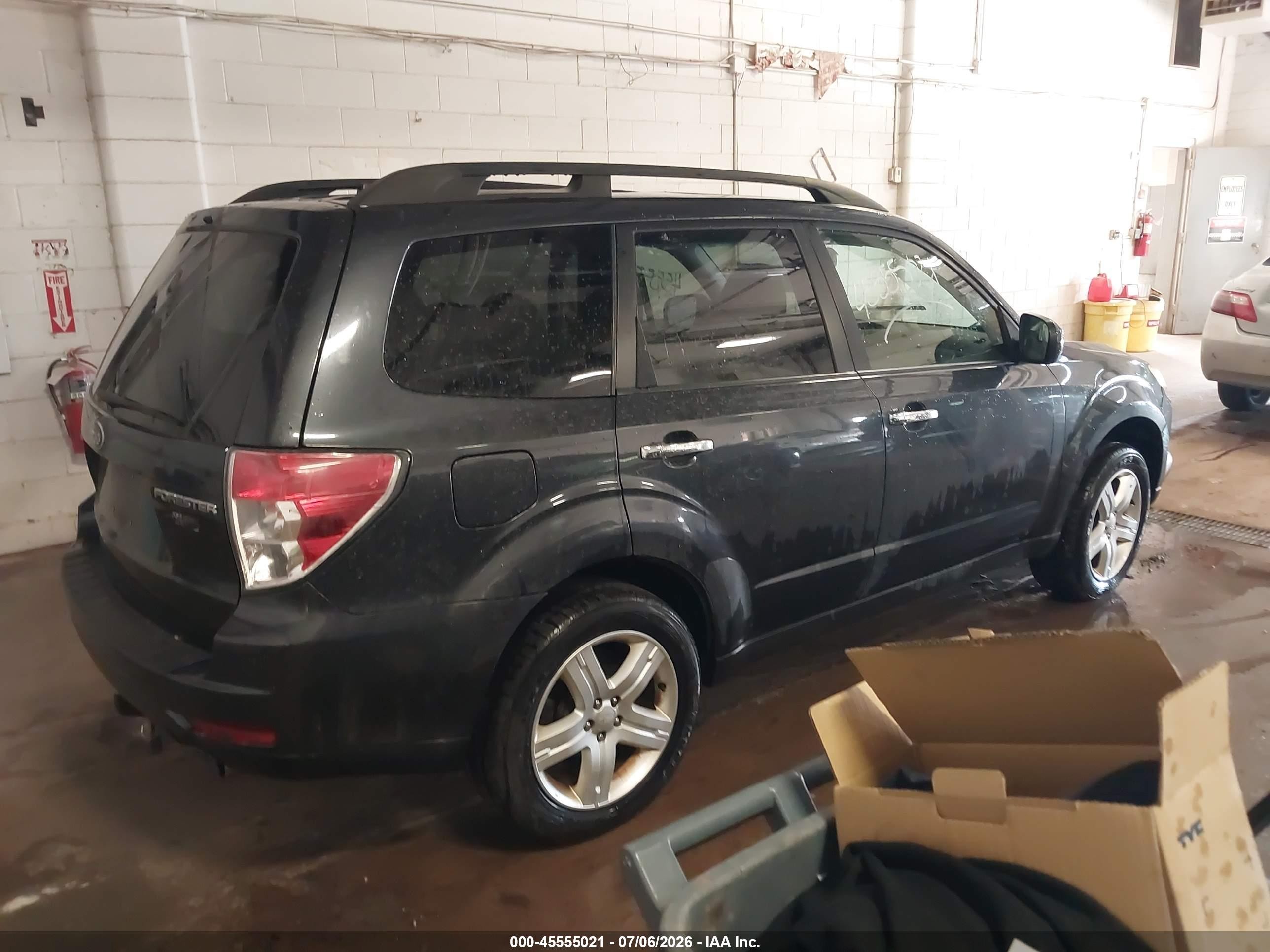 2010 Subaru Forester 2.5x Premium Gray vin: JF2SH6CCXAH917638