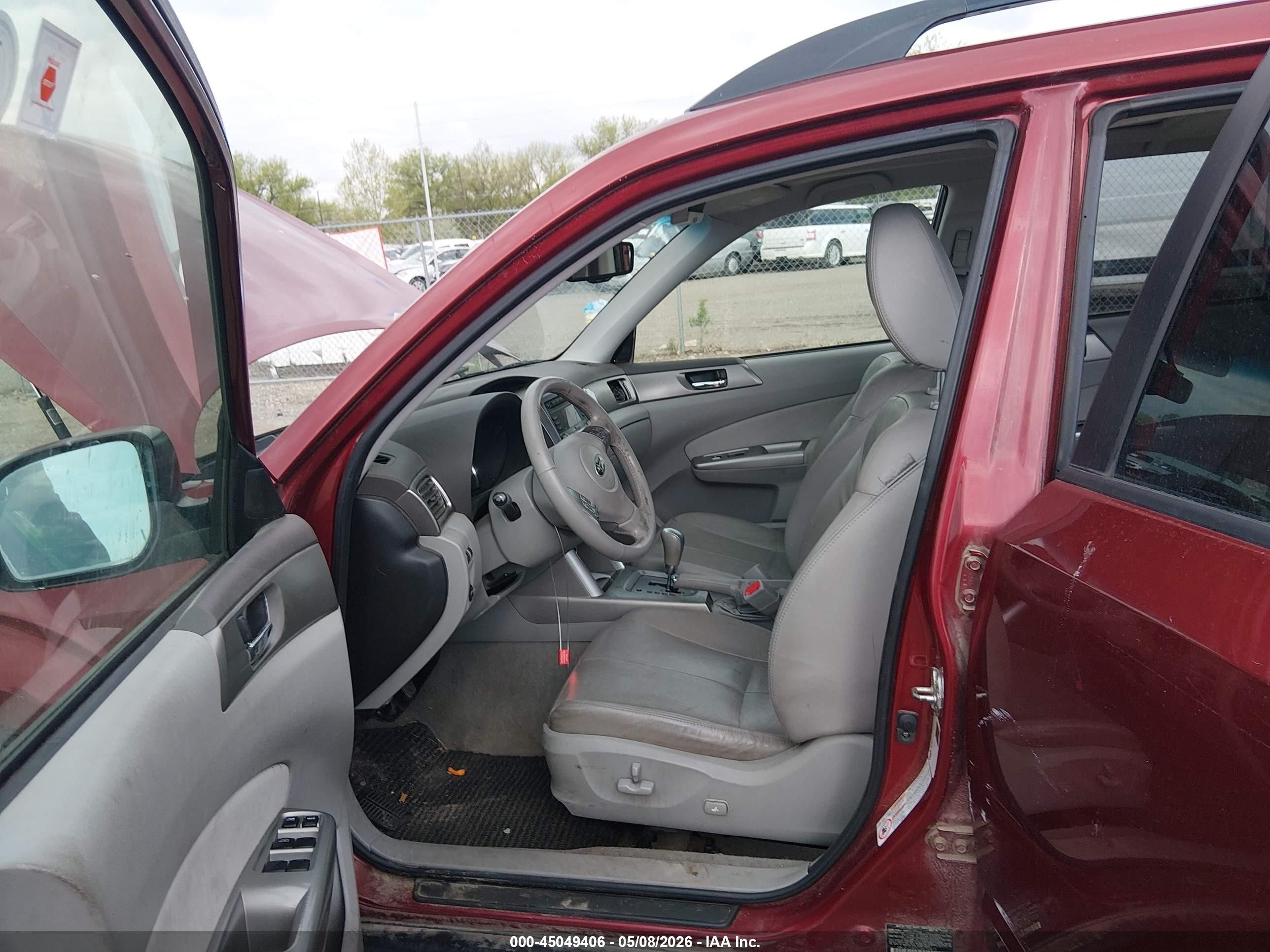 2010 Subaru Forester 2.5x Limited Red vin: JF2SH6DC0AH758613