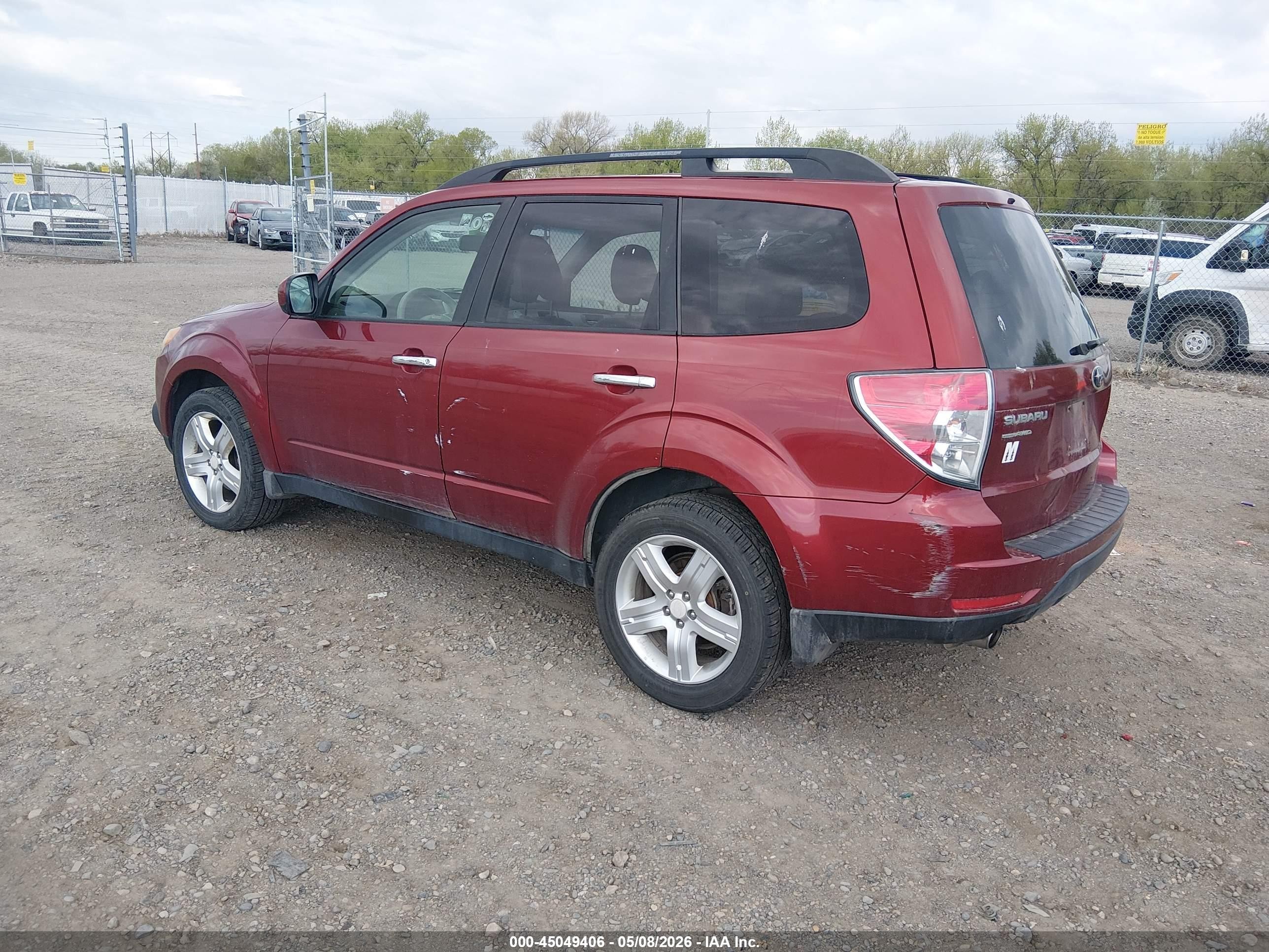 2010 Subaru Forester 2.5x Limited Red vin: JF2SH6DC0AH758613