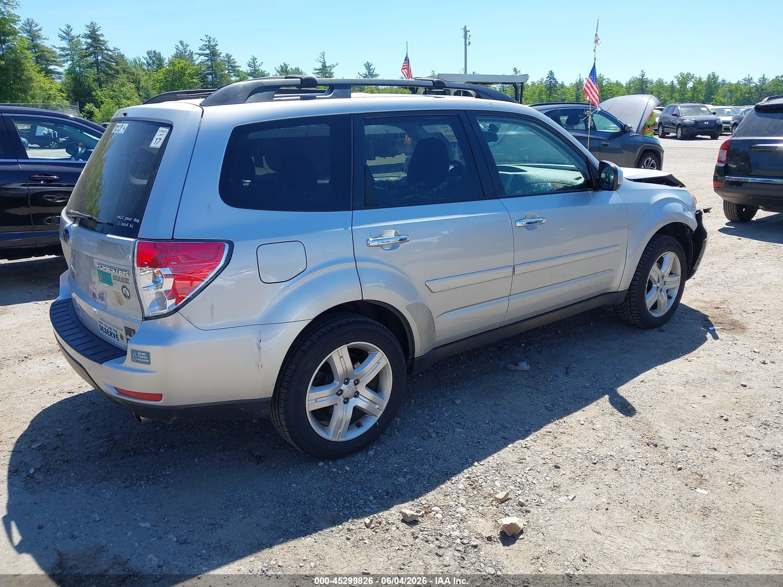 2010 Subaru Forester 2.5x Limited Silver vin: JF2SH6DC1AH703930