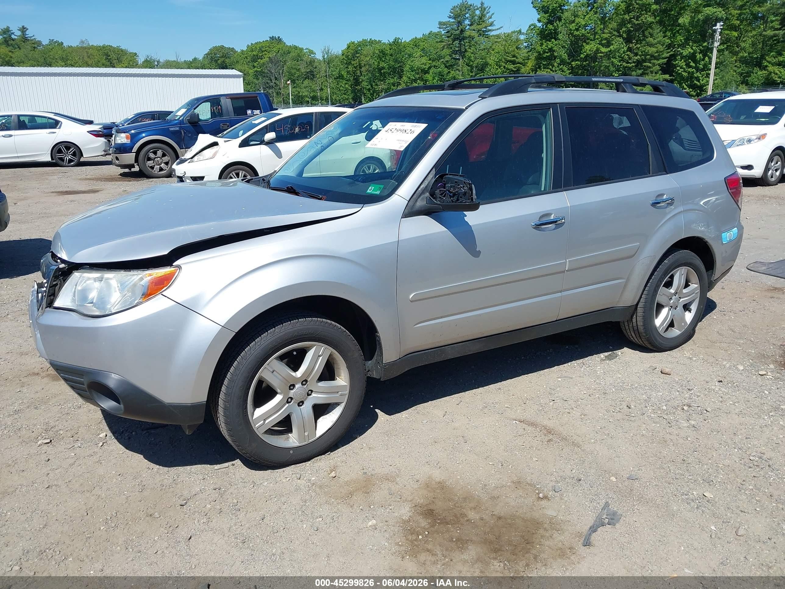 2010 Subaru Forester 2.5x Limited Silver vin: JF2SH6DC1AH703930