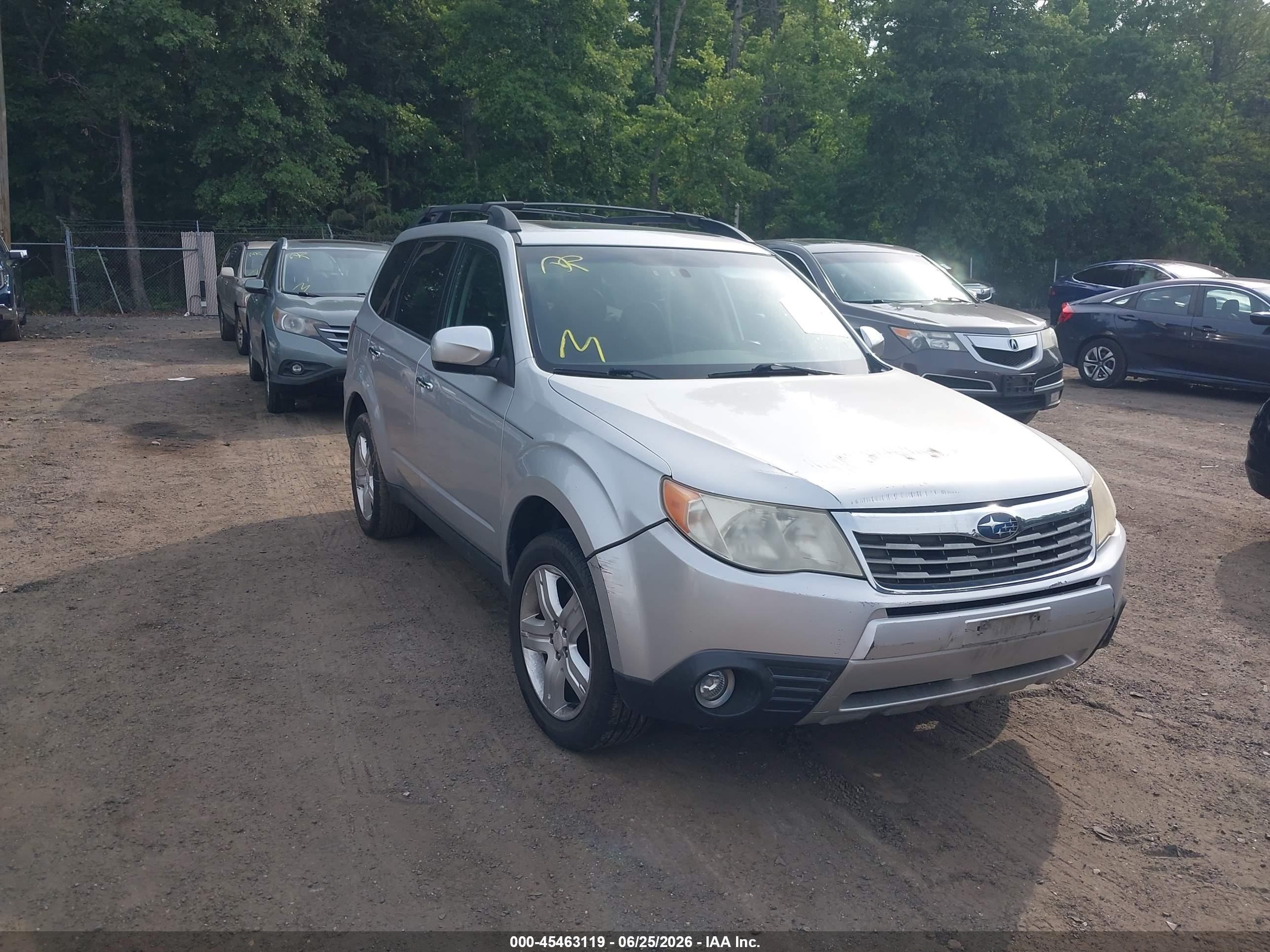 2010 Subaru Forester 2.5x Limited Silver vin: JF2SH6DC1AH717410
