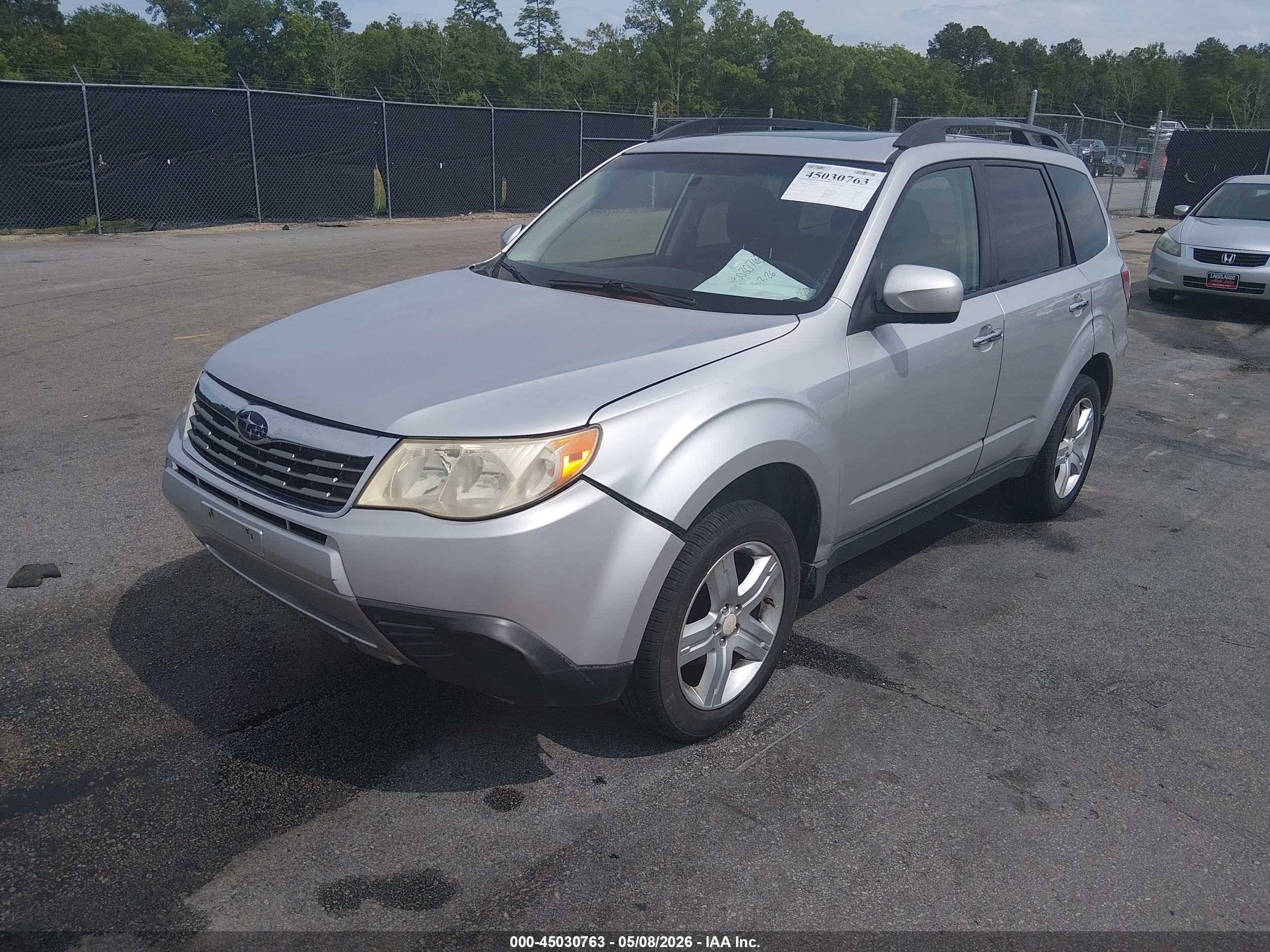2010 Subaru Forester 2.5x Limited Серебряный vin: JF2SH6DC1AH719190