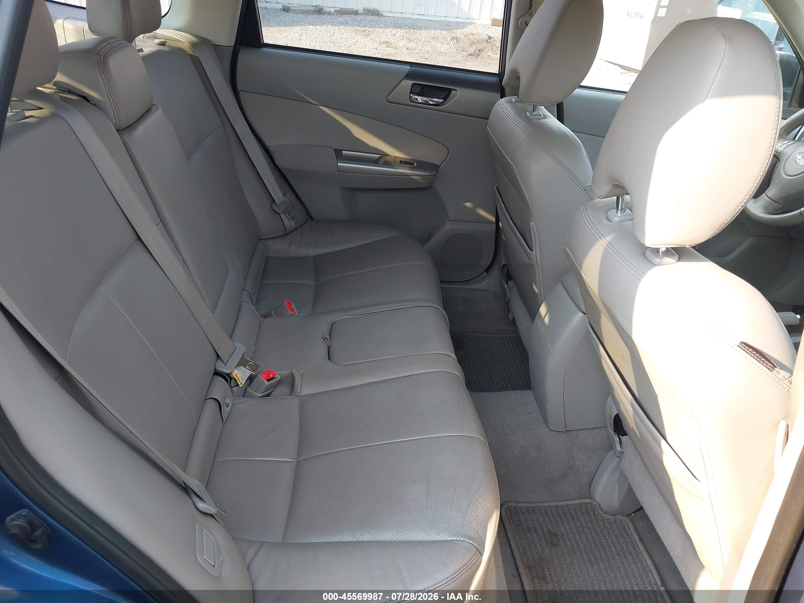 2010 Subaru Forester 2.5x Limited Blue vin: JF2SH6DC1AH740895