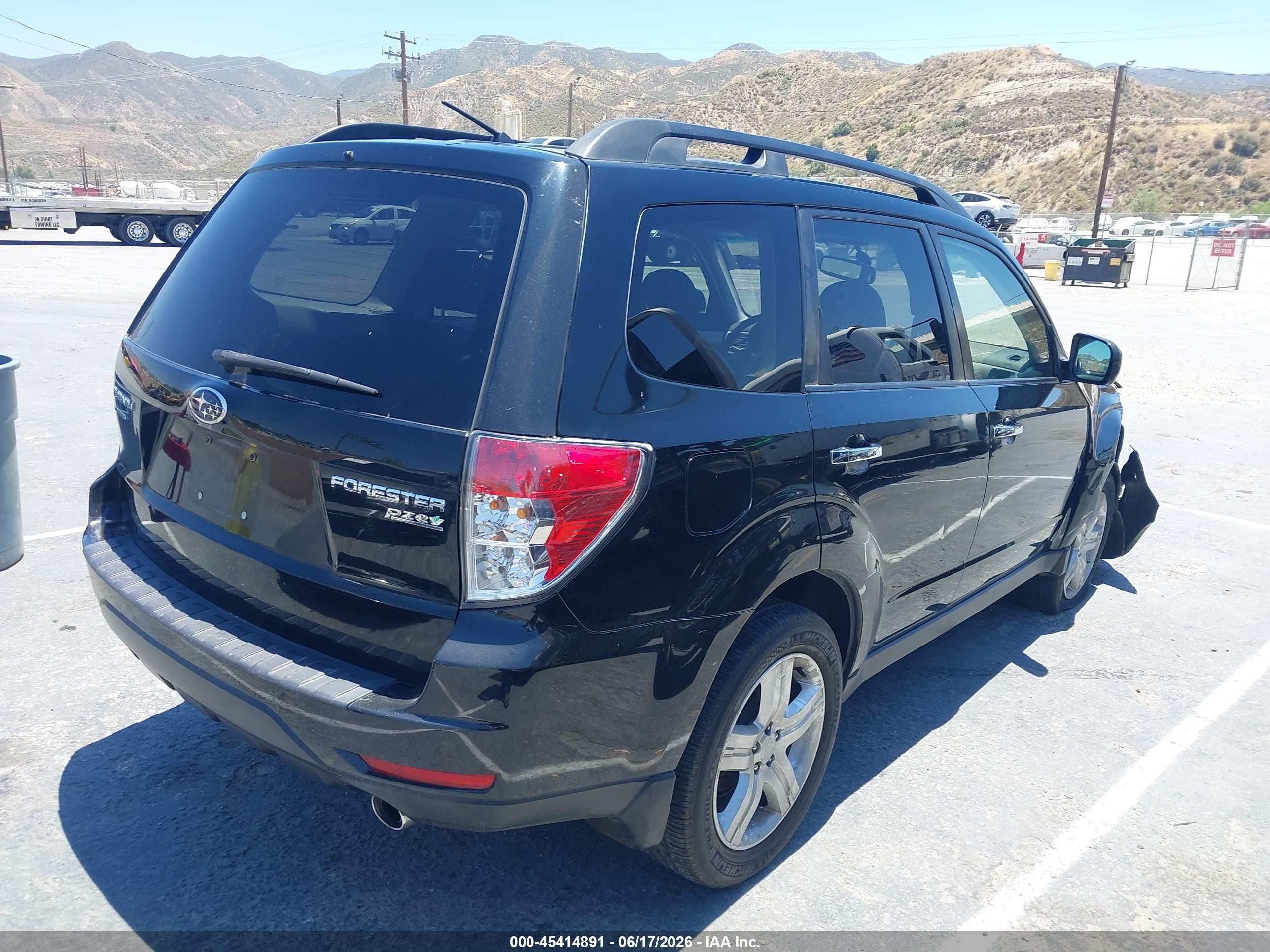 2010 Subaru Forester 2.5x Limited Черный vin: JF2SH6DC1AH743019