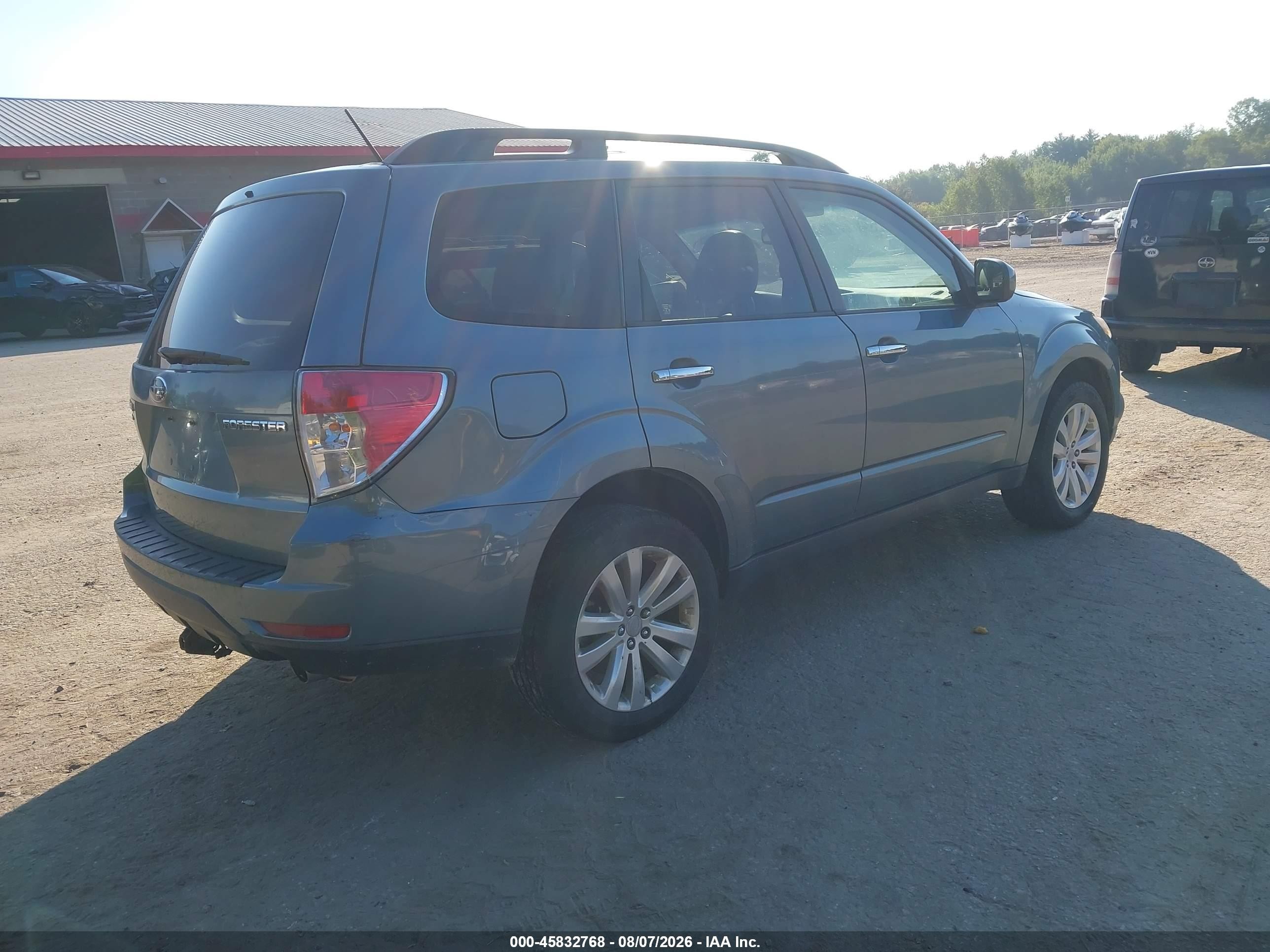 2010 Subaru Forester 2.5x Limited Зеленый vin: JF2SH6DC1AH765229
