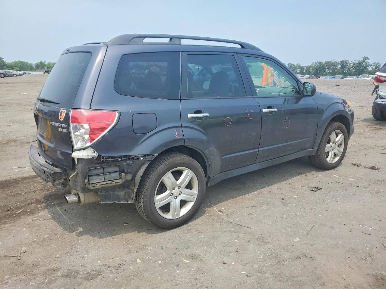 2010 Subaru Forester 2.5x Limited Gray vin: JF2SH6DC1AH782242