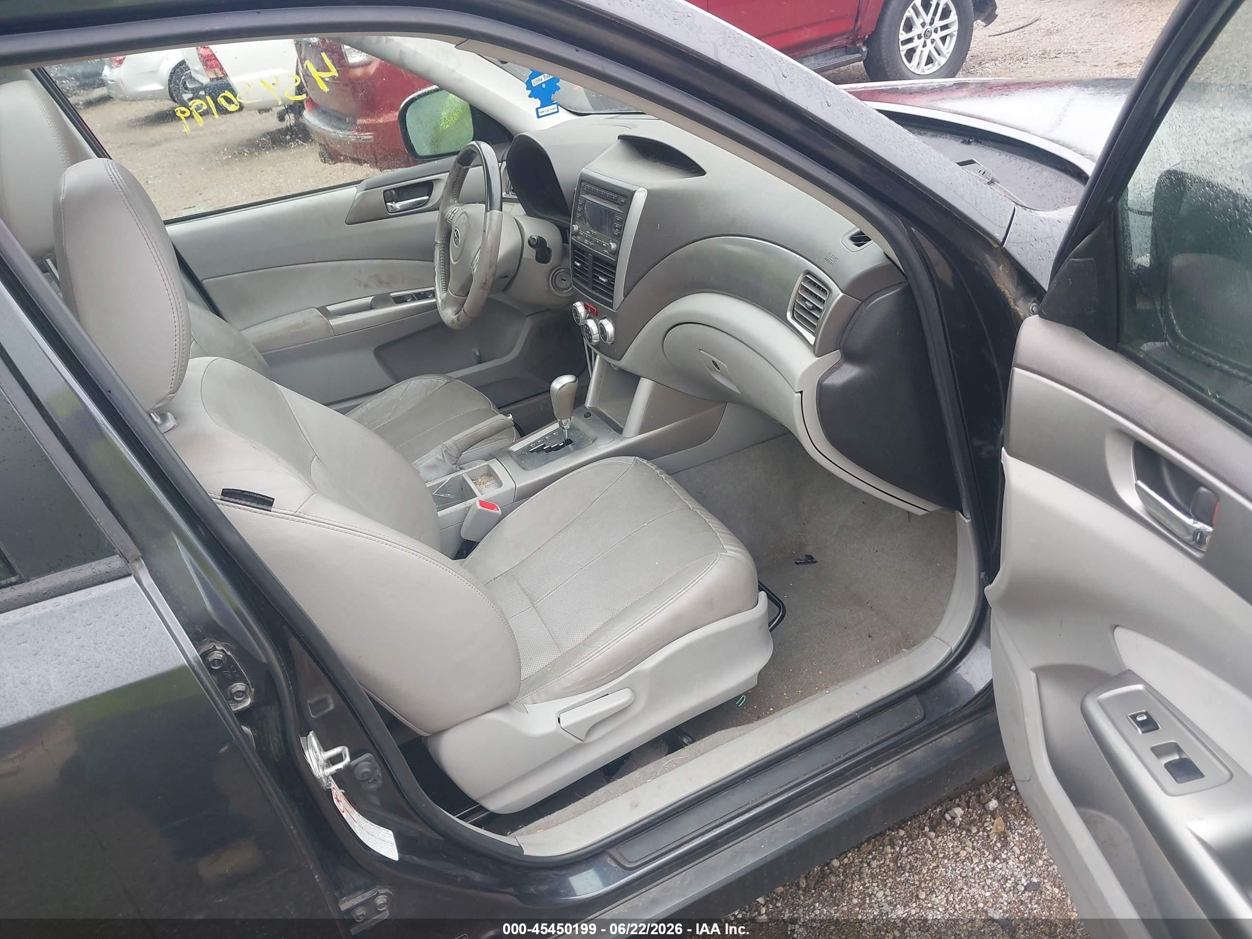 2010 Subaru Forester 2.5x Limited Gray vin: JF2SH6DC1AH784251