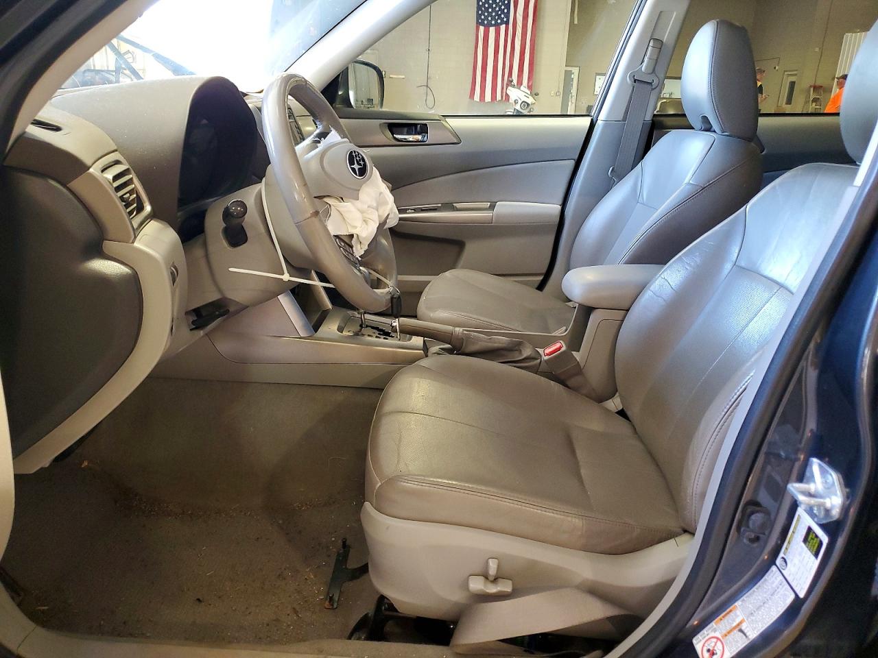 2010 Subaru Forester 2.5x Limited Gray vin: JF2SH6DC2AH714290