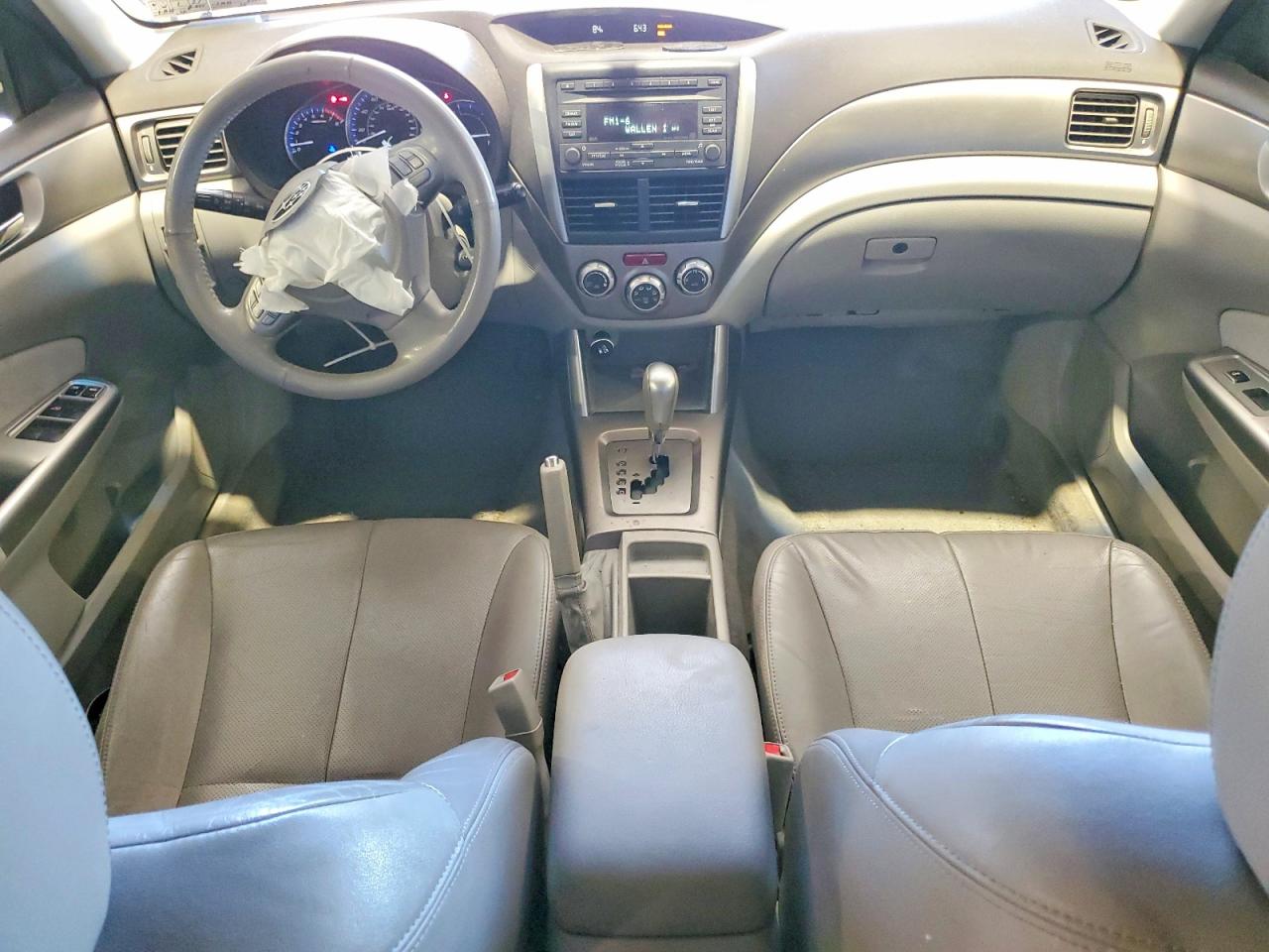 2010 Subaru Forester 2.5x Limited Gray vin: JF2SH6DC2AH714290