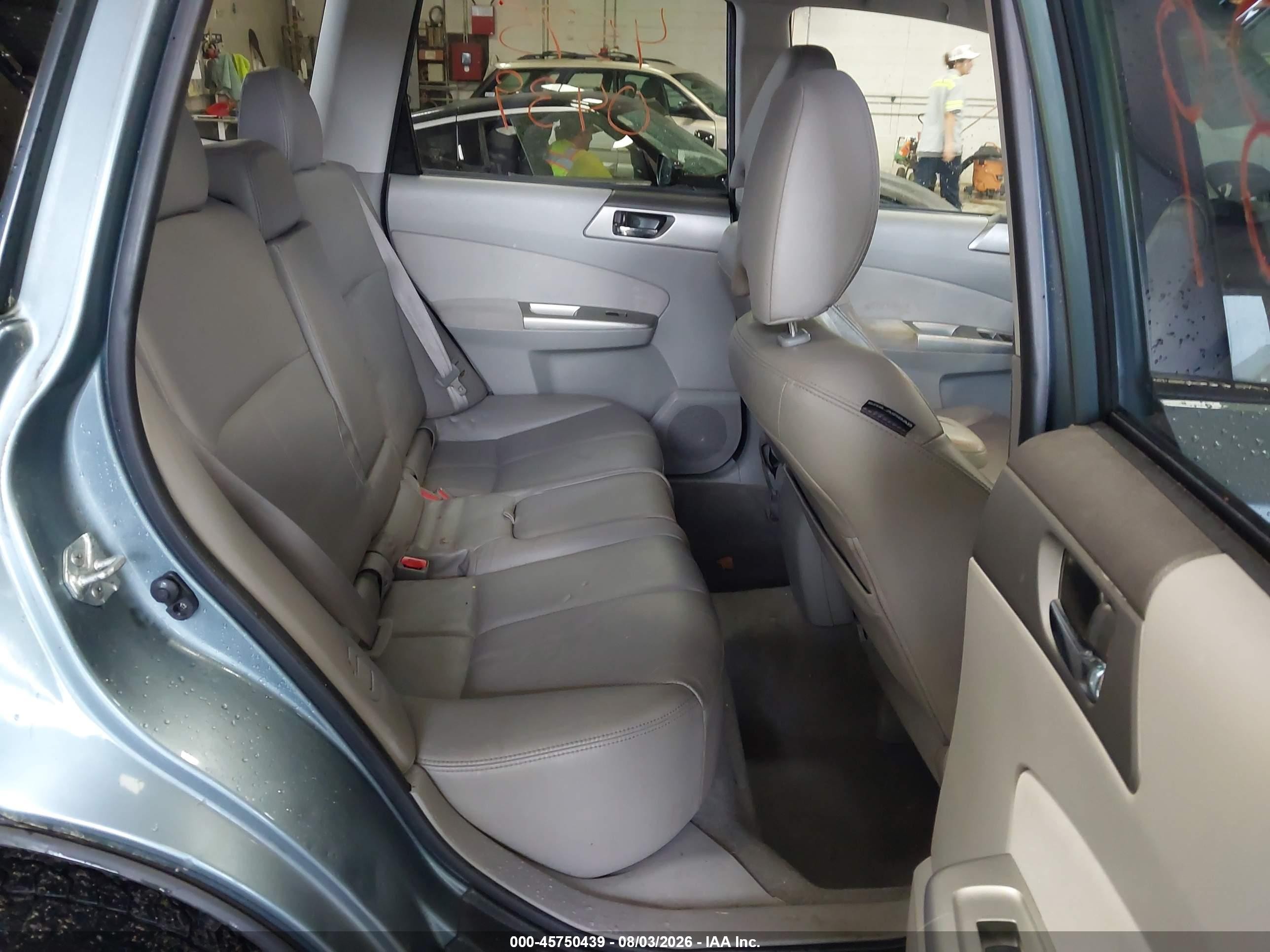 2010 Subaru Forester 2.5x Limited Blue vin: JF2SH6DC2AH760511