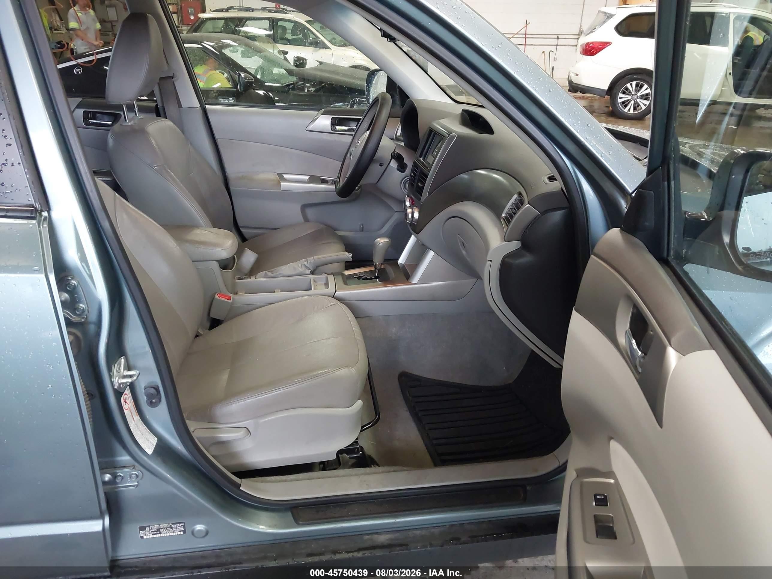 2010 Subaru Forester 2.5x Limited Blue vin: JF2SH6DC2AH760511
