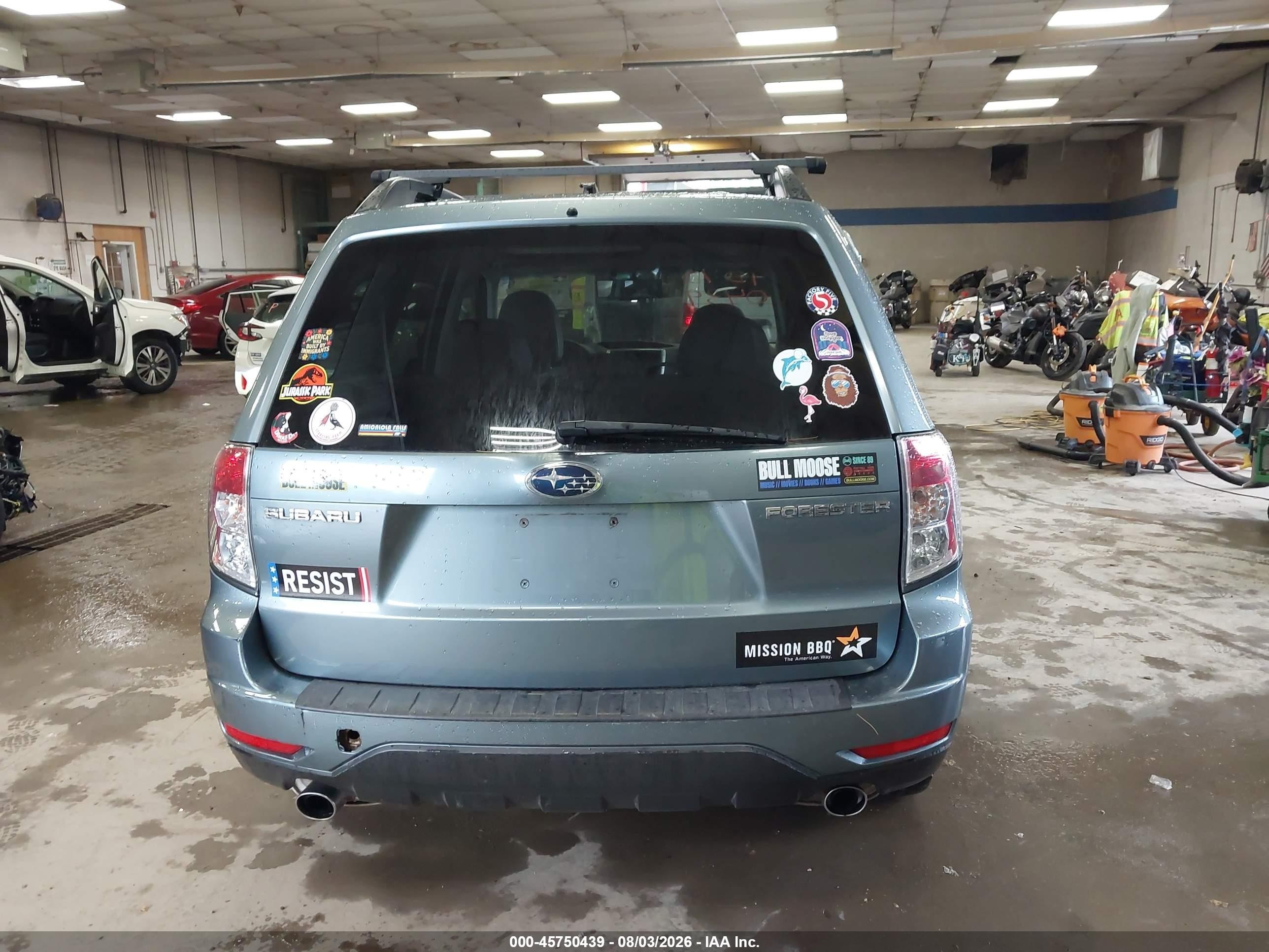 2010 Subaru Forester 2.5x Limited Blue vin: JF2SH6DC2AH760511