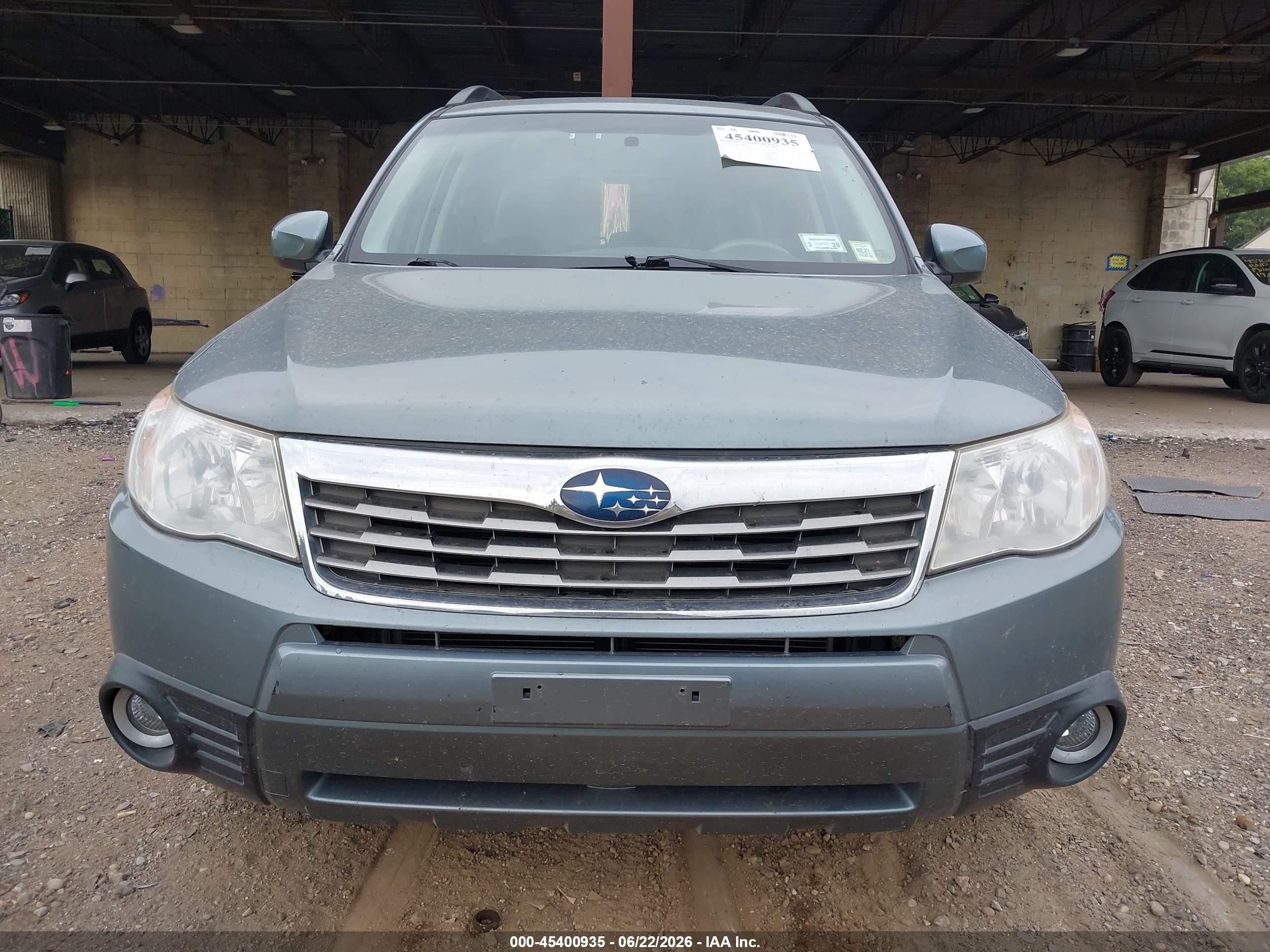 2010 Subaru Forester 2.5x Limited Gray vin: JF2SH6DC2AH791418