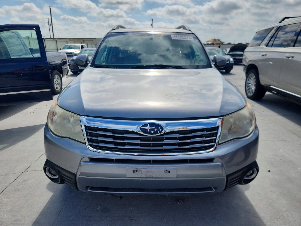 2010 Subaru Forester 2.5x Limited Silver vin: JF2SH6DC2AH901030